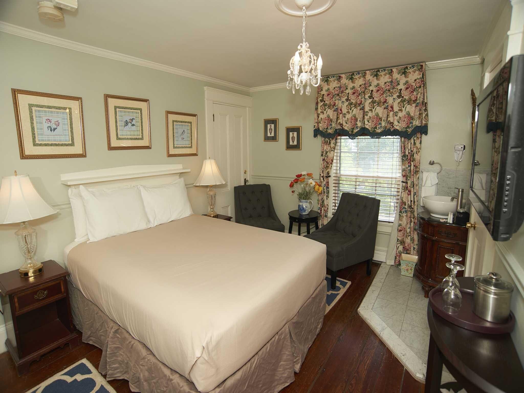 The Inn 4 Queen (no pets)-Double room-Ensuite-Standard