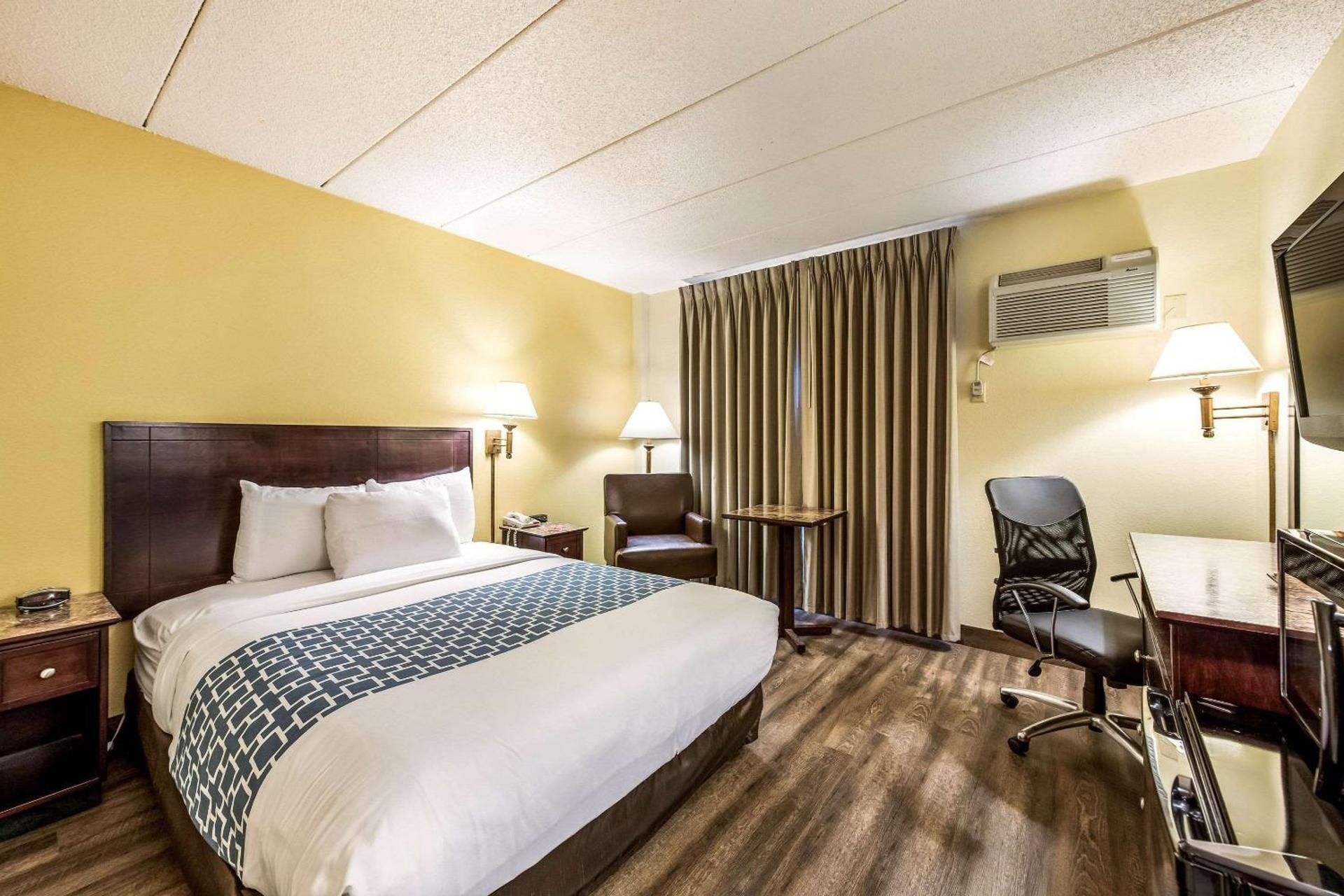 1 Queen Bed, Nonsmoking