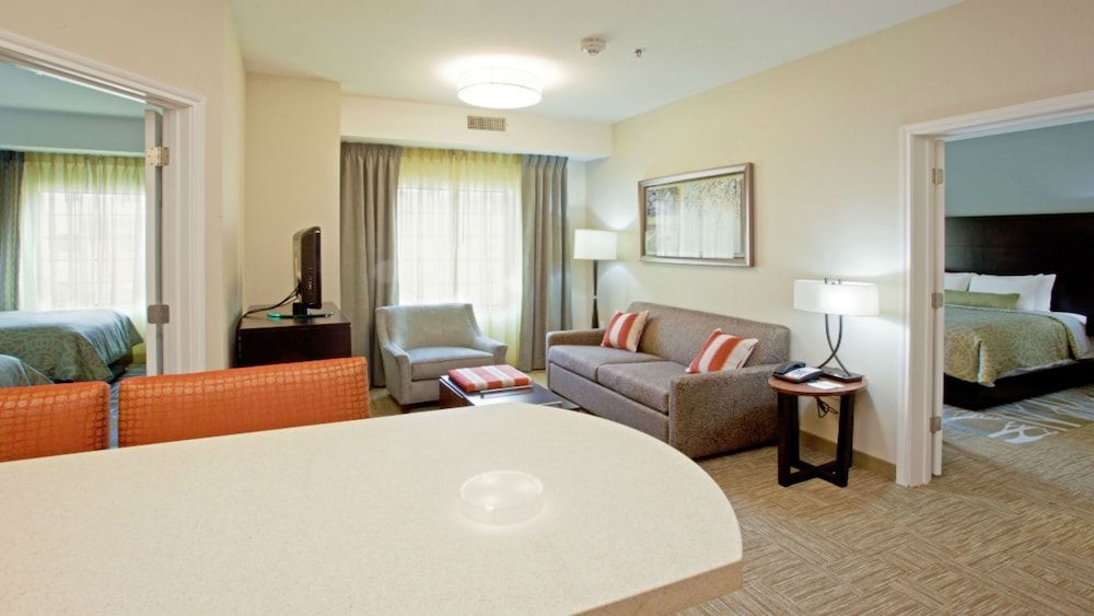Room, 2 Bedrooms, Accessible, Kitchen (Tub)