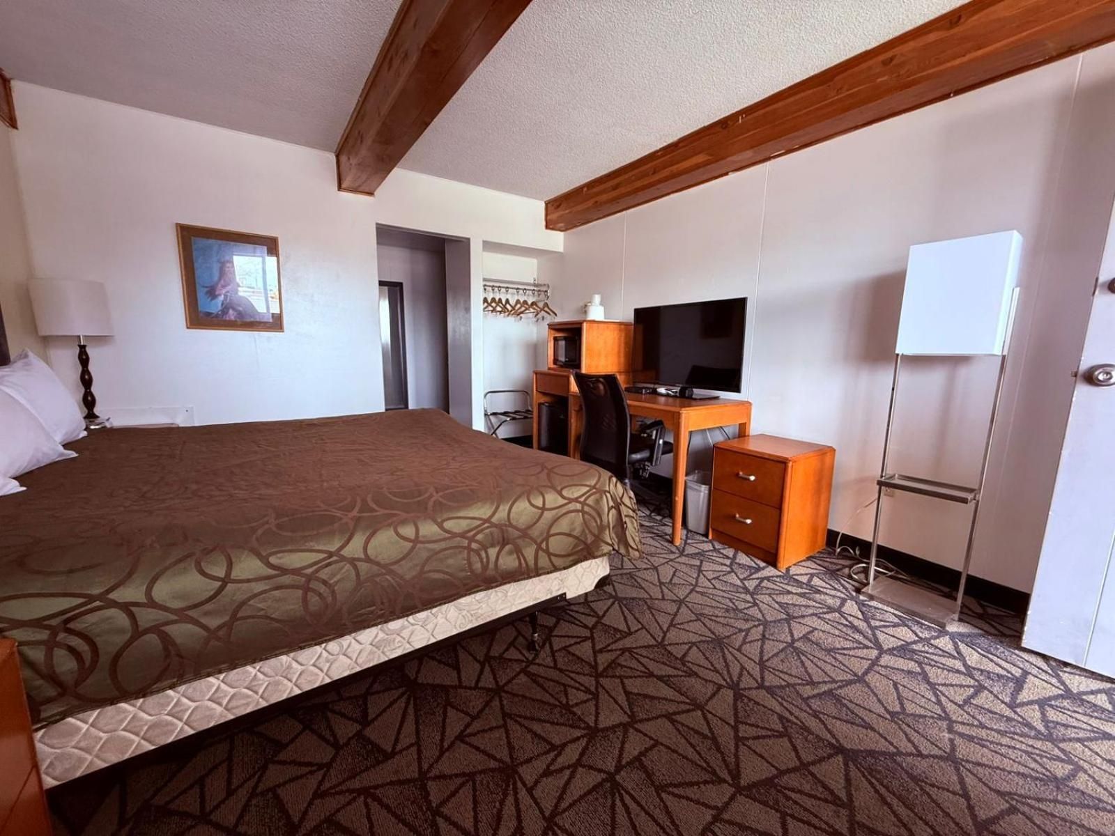 King Bed Non-Smoking
