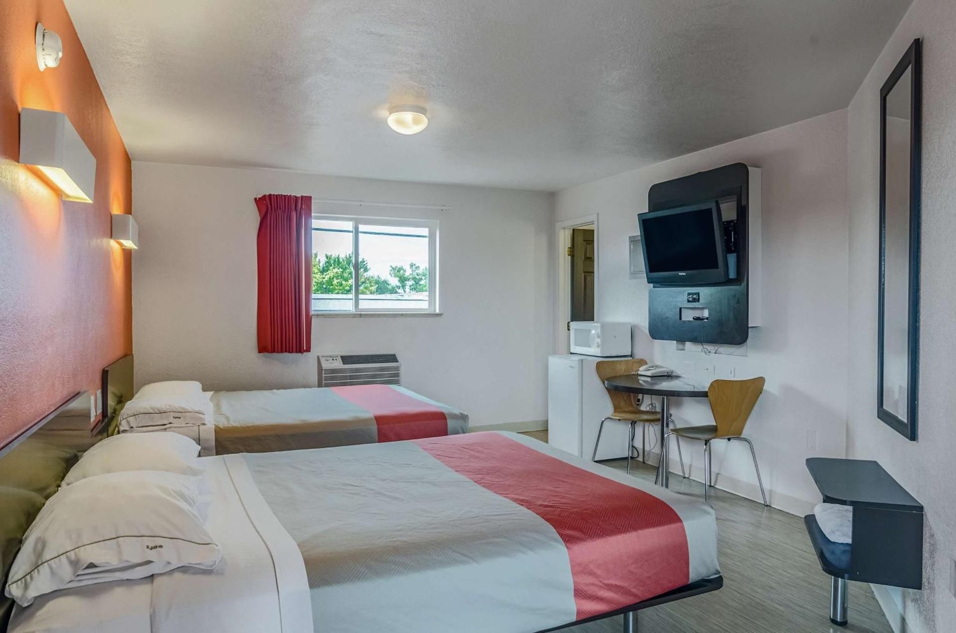 Quadruple Room - Non-Smoking