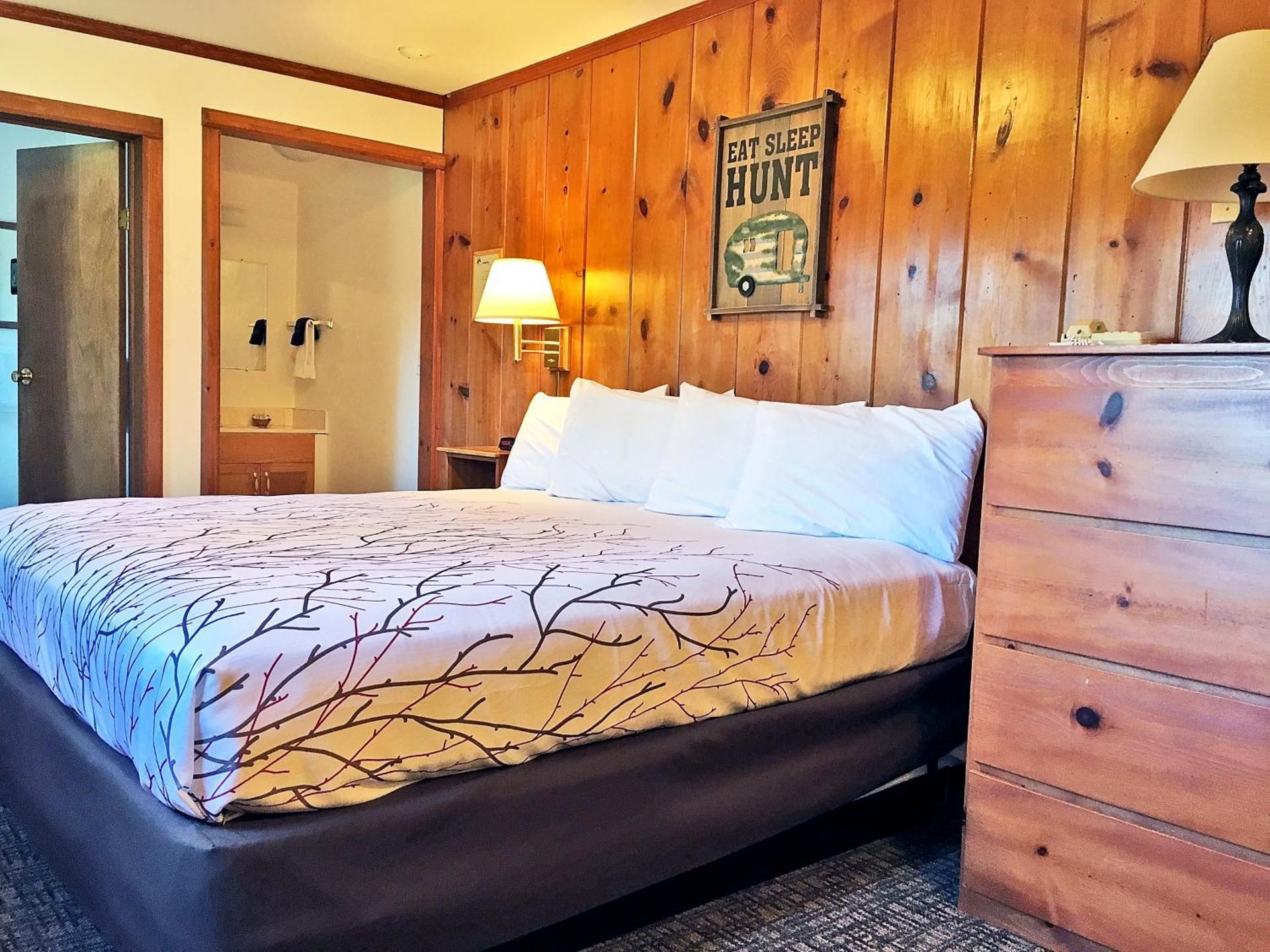 King Suite - Motel