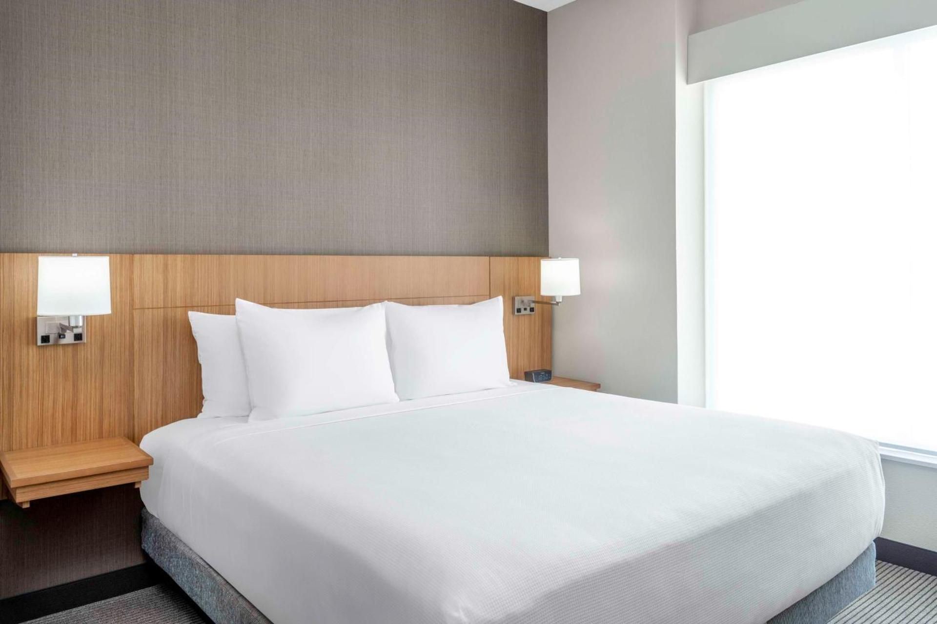 King Room with Sofa Bed - High Floor