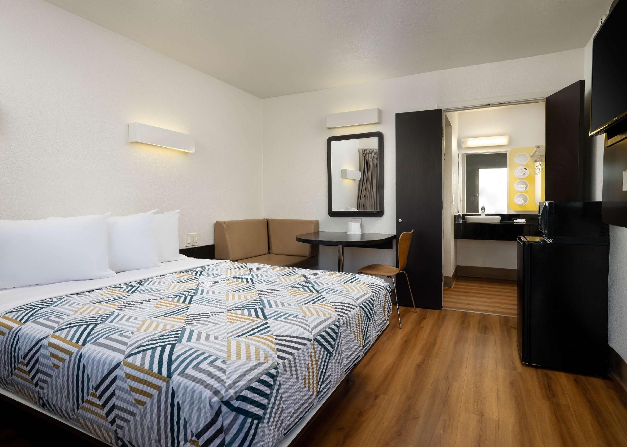 1 Double Bed, Accessible Room, Non-Smoking