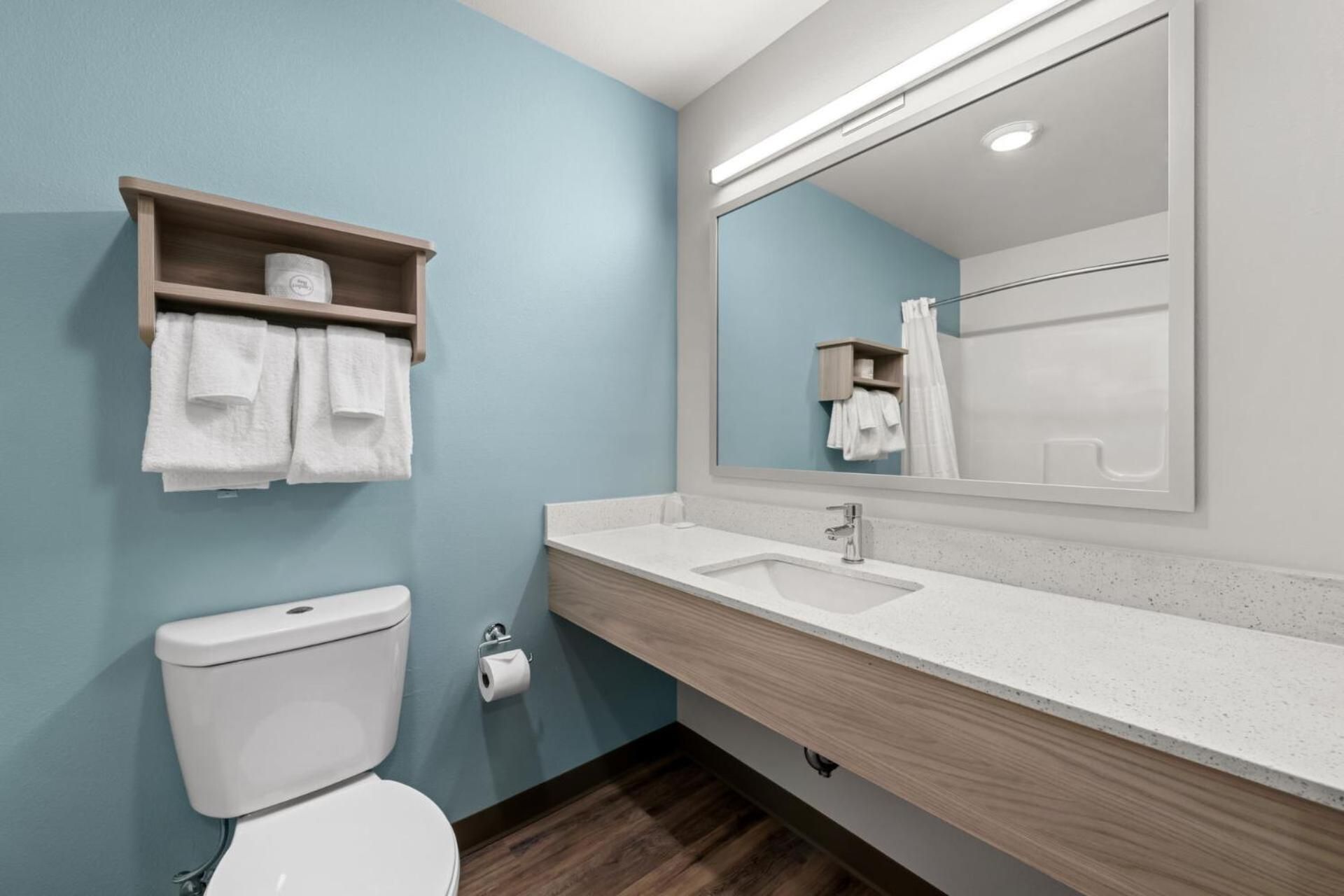 Queen Suite with Two Queen Beds - Non Smoking