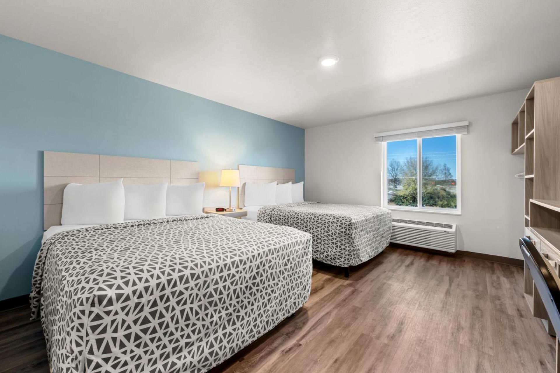 Queen Suite with Two Queen Beds - Non Smoking