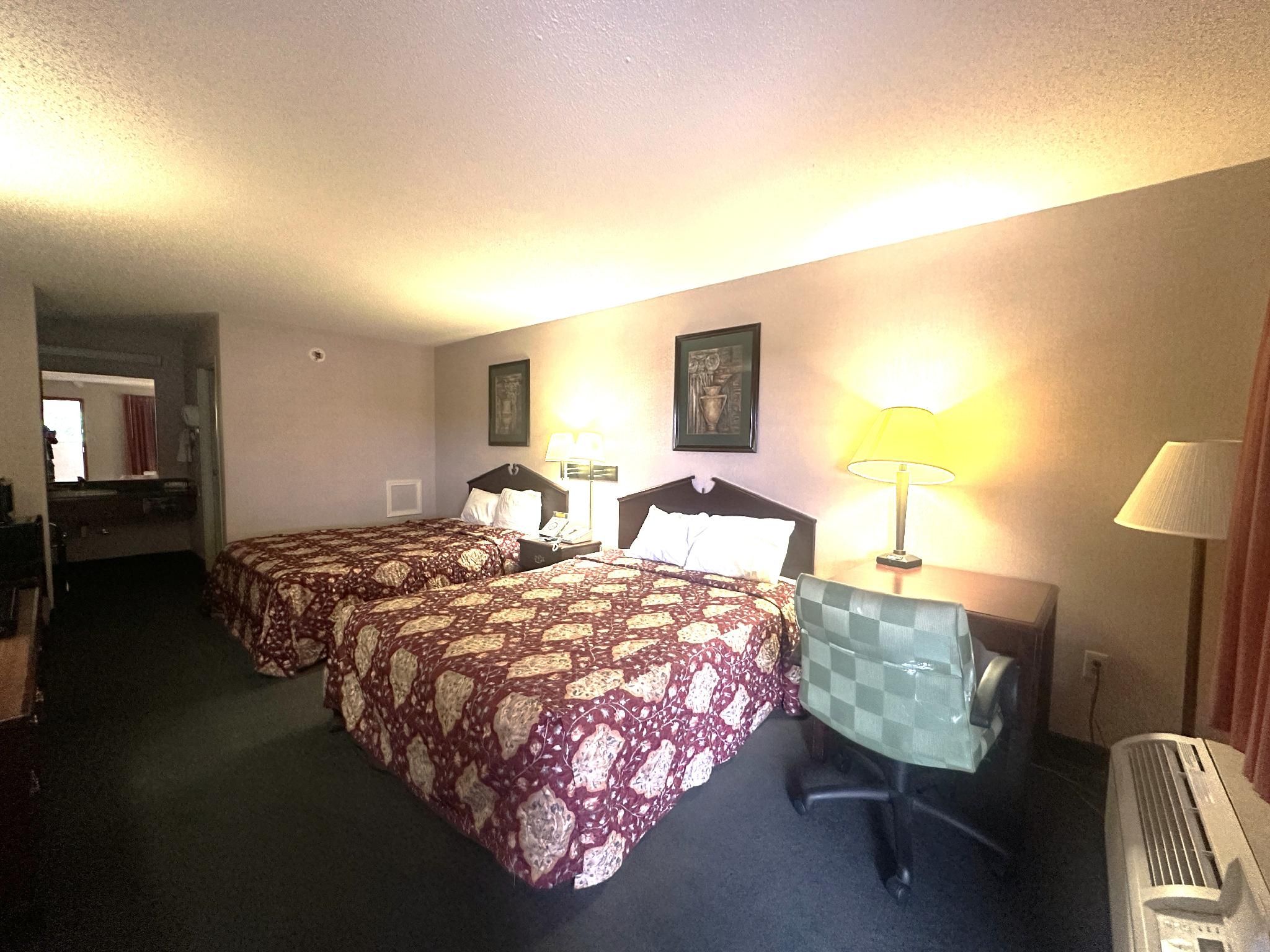 2 Full Bed Smoking