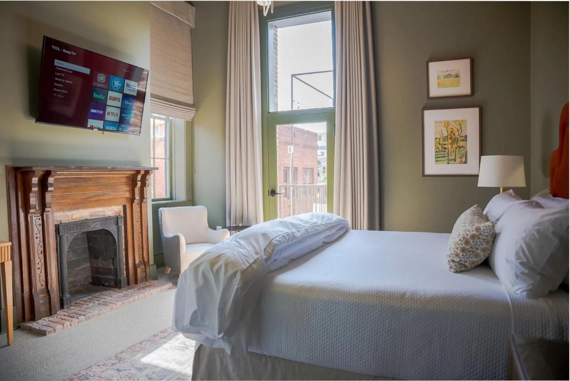 King Room with Balcony