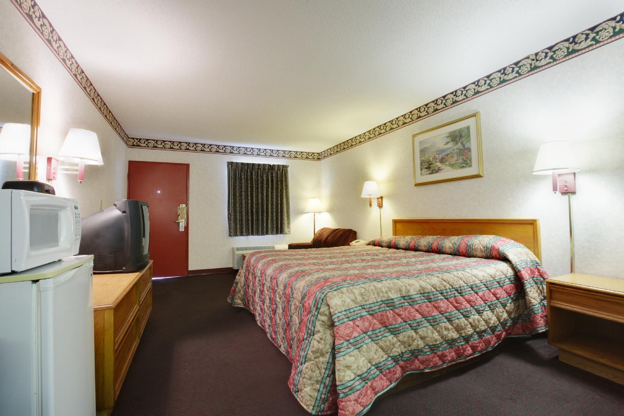 1 Queen Bed Non-Smoking