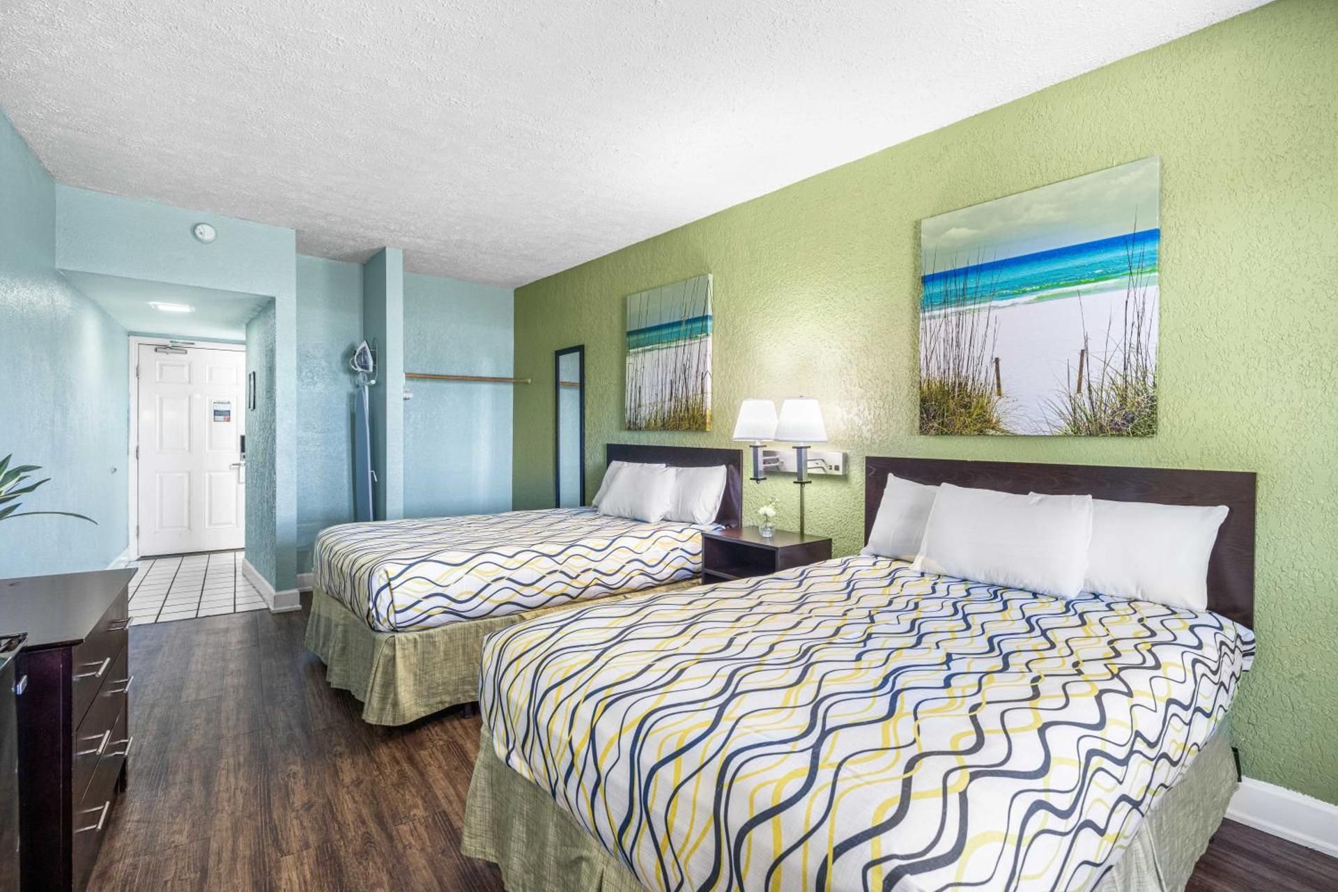 Standard Double Room with Patio - Gulf Side