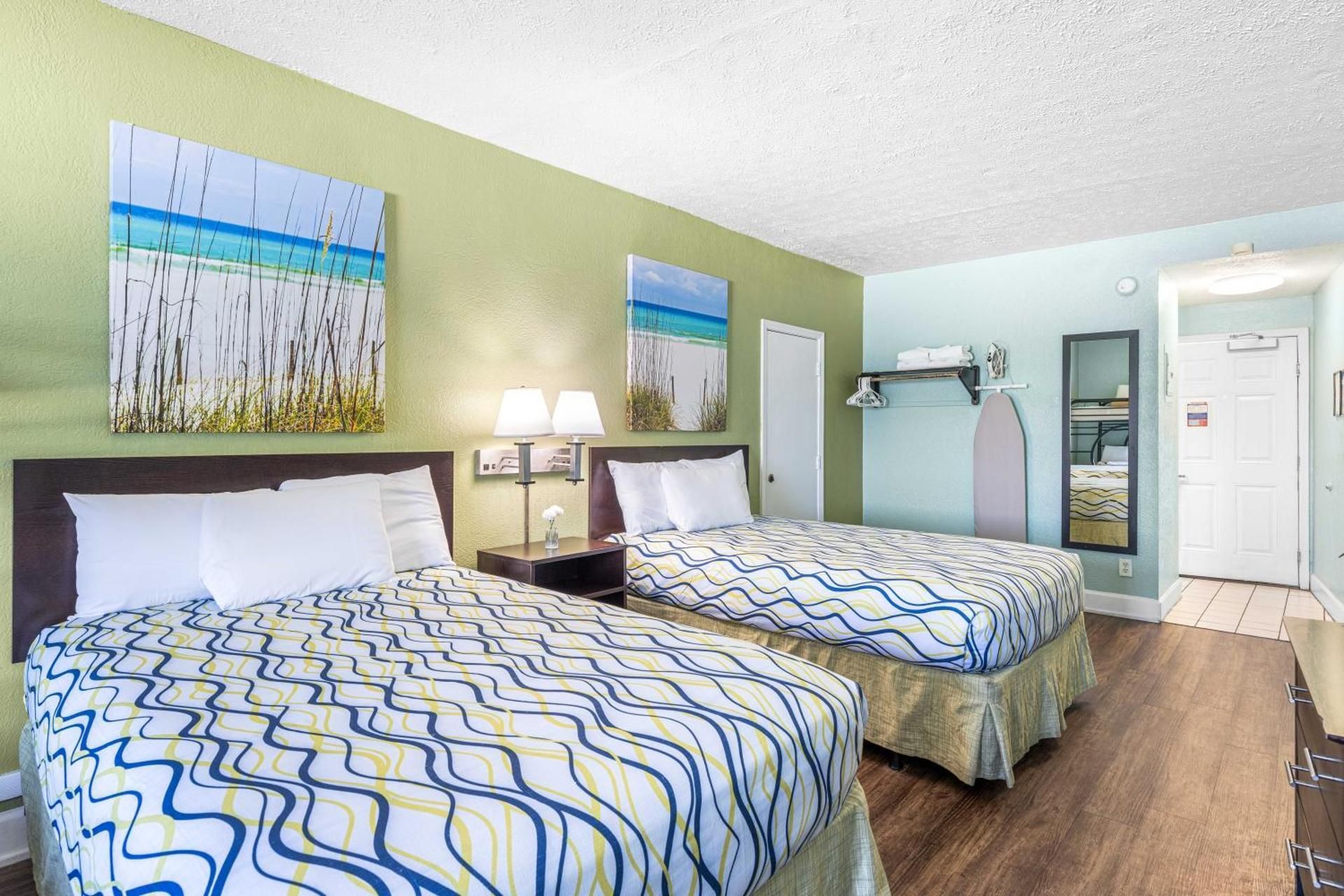 Standard Double Room with Bunk Bed - Gulf Side