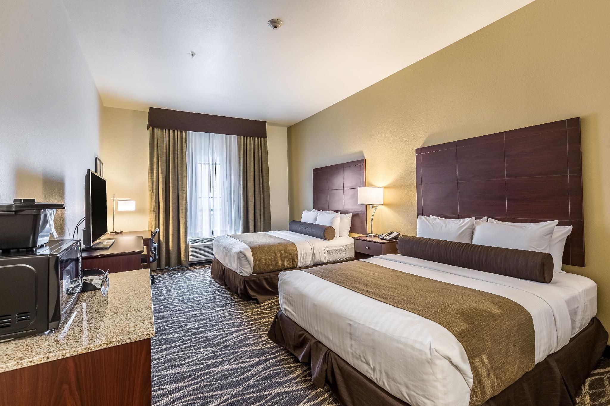Accessible Two Queen Guestroom Non-Smoking
