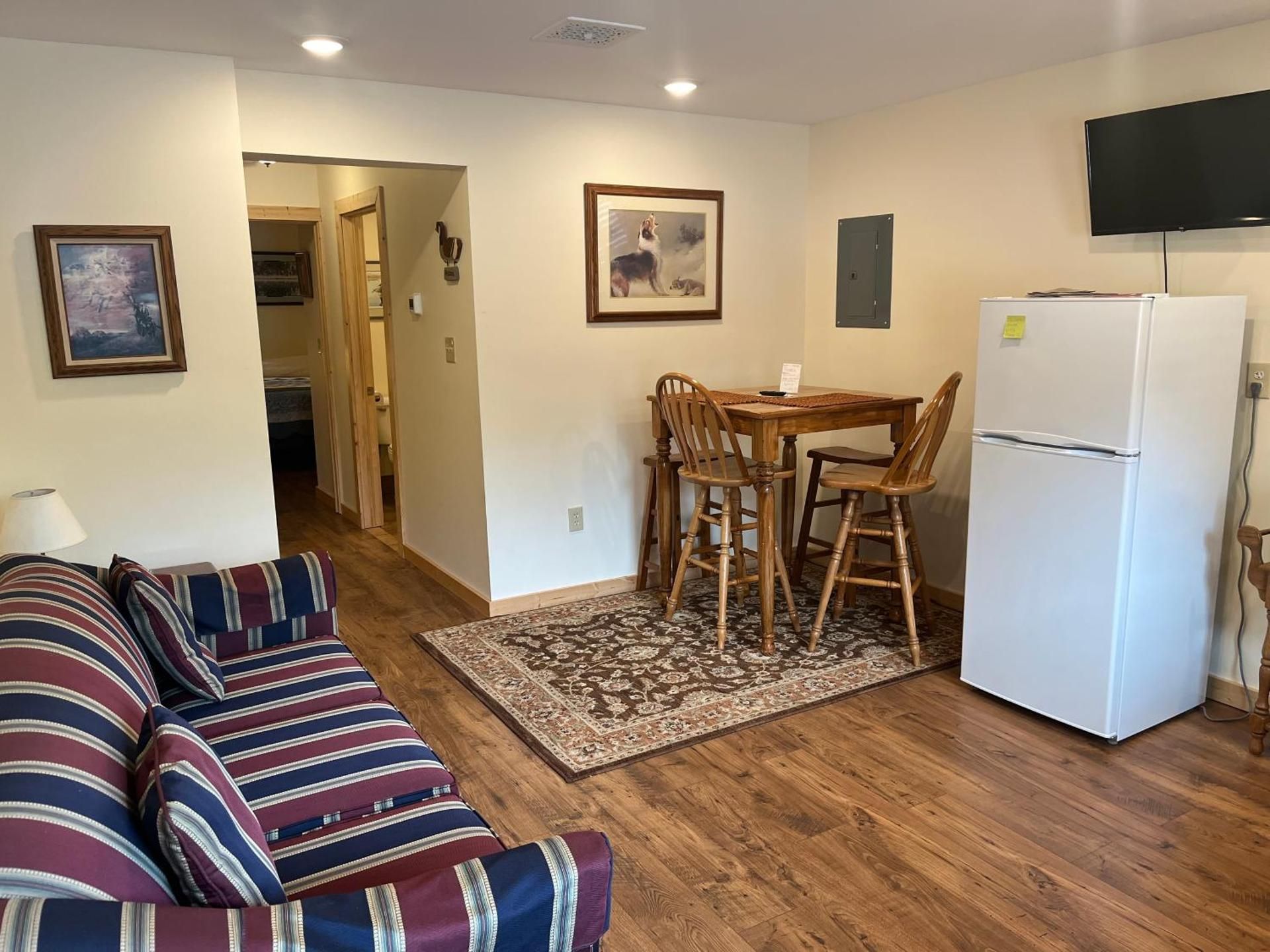 Deluxe King Suite