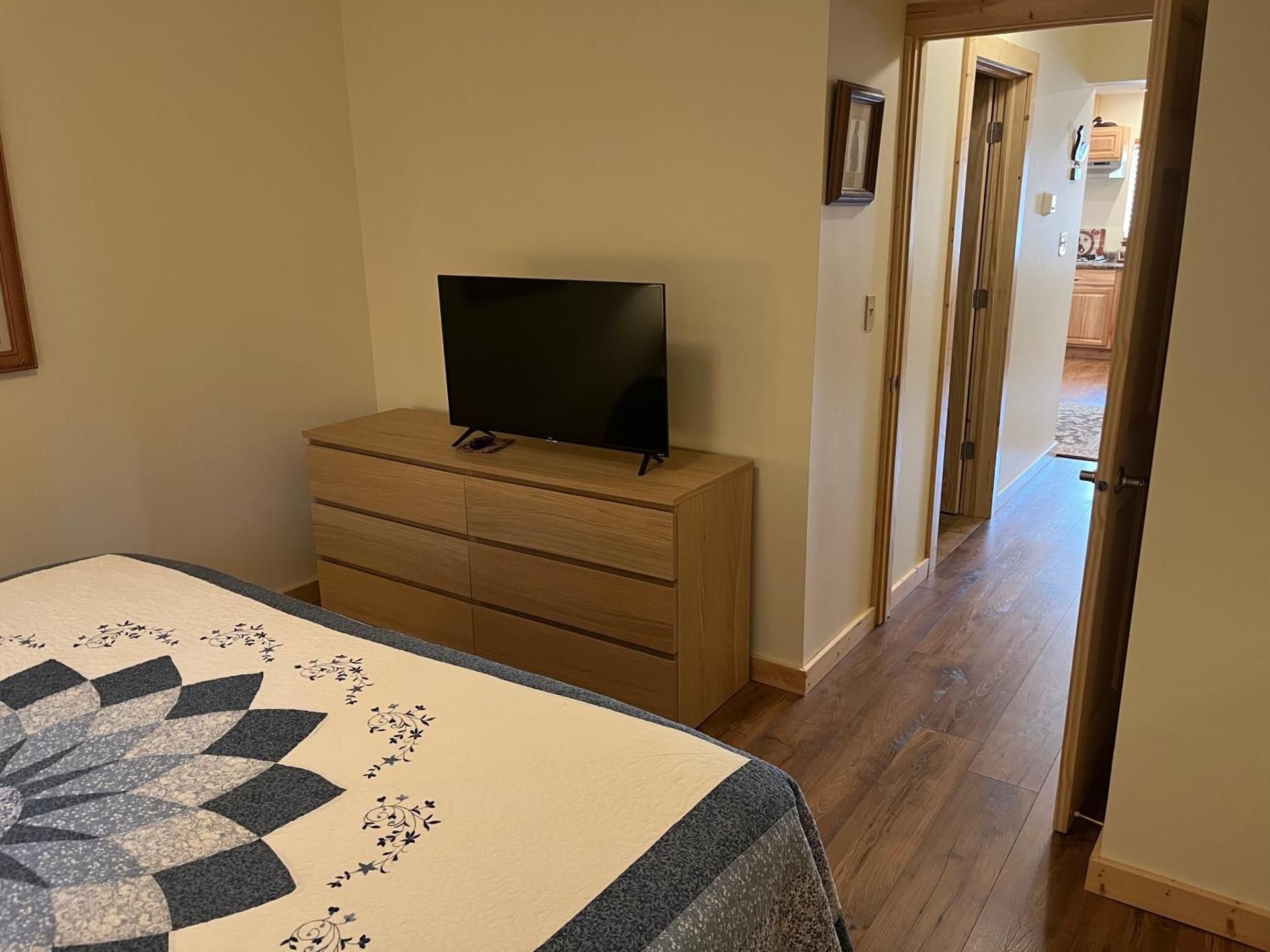 Deluxe King Suite