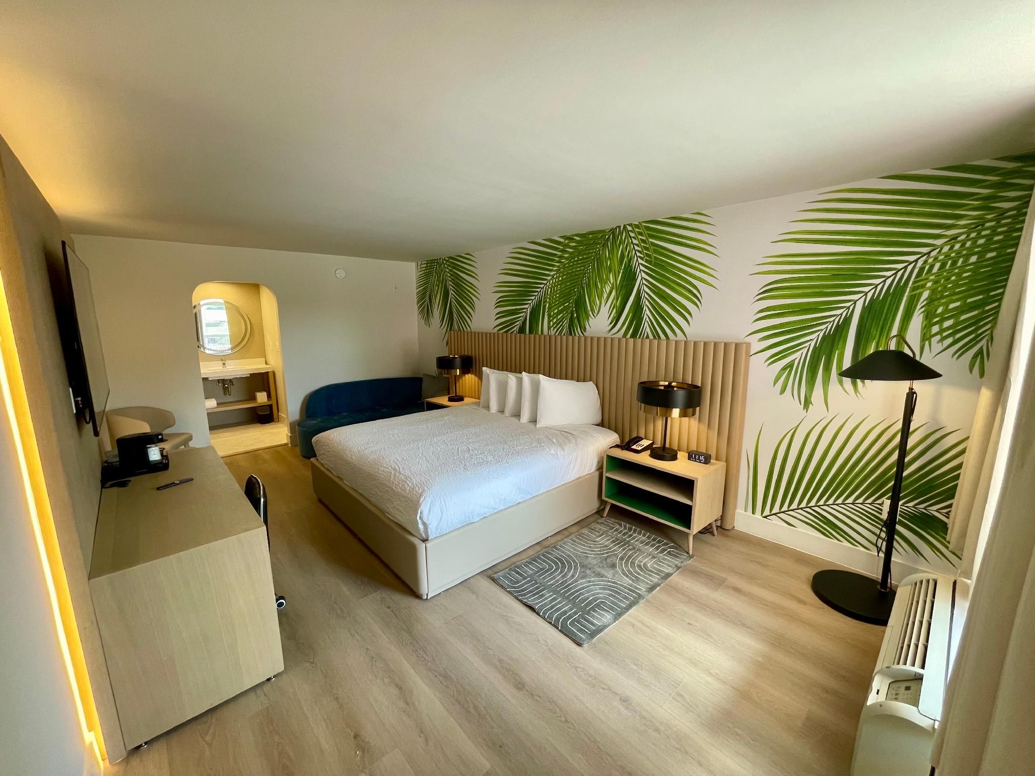 Premium Room One King Bed