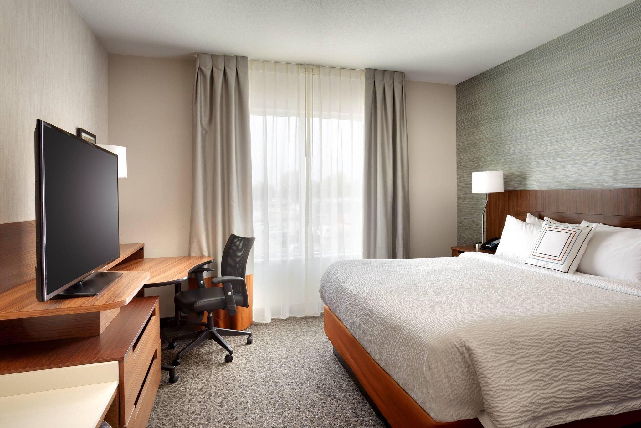 Guest Room, 1 King