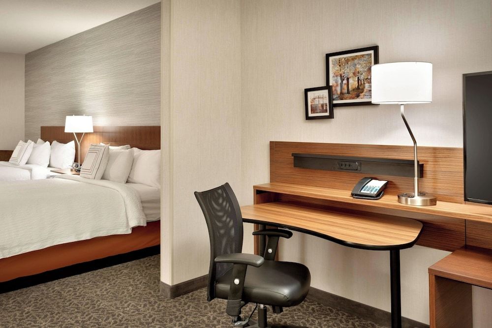Junior Suite, Multiple Beds (Hearing Accessible)