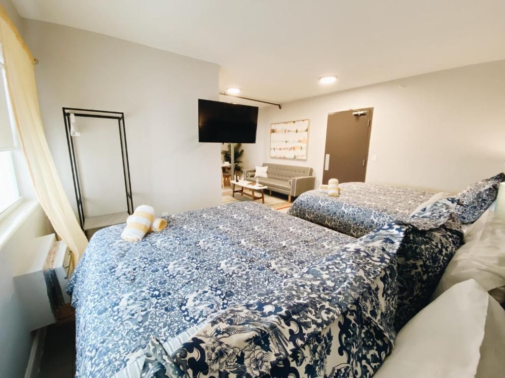 Family Room B