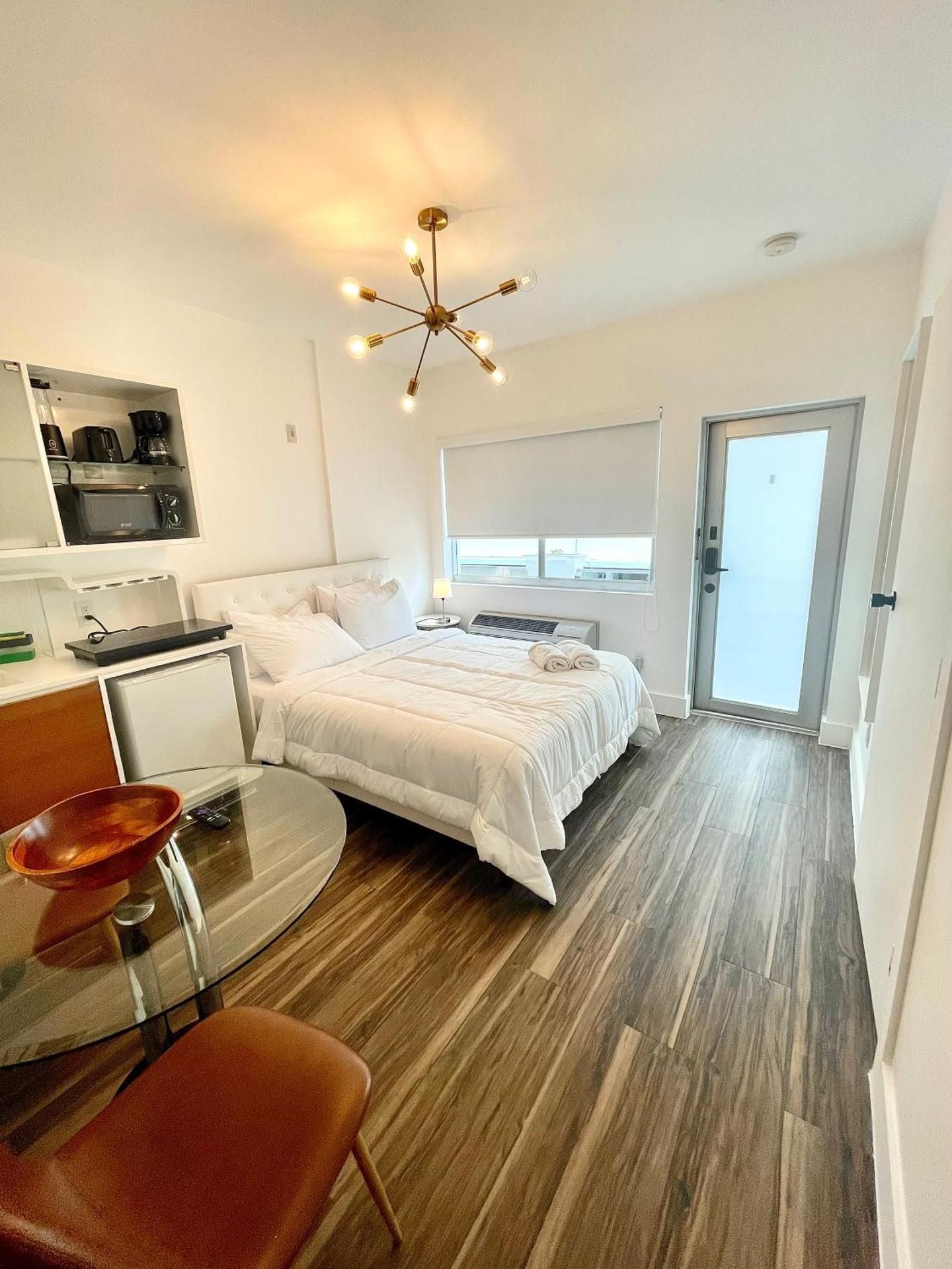 Boutique 18 Junior Suite