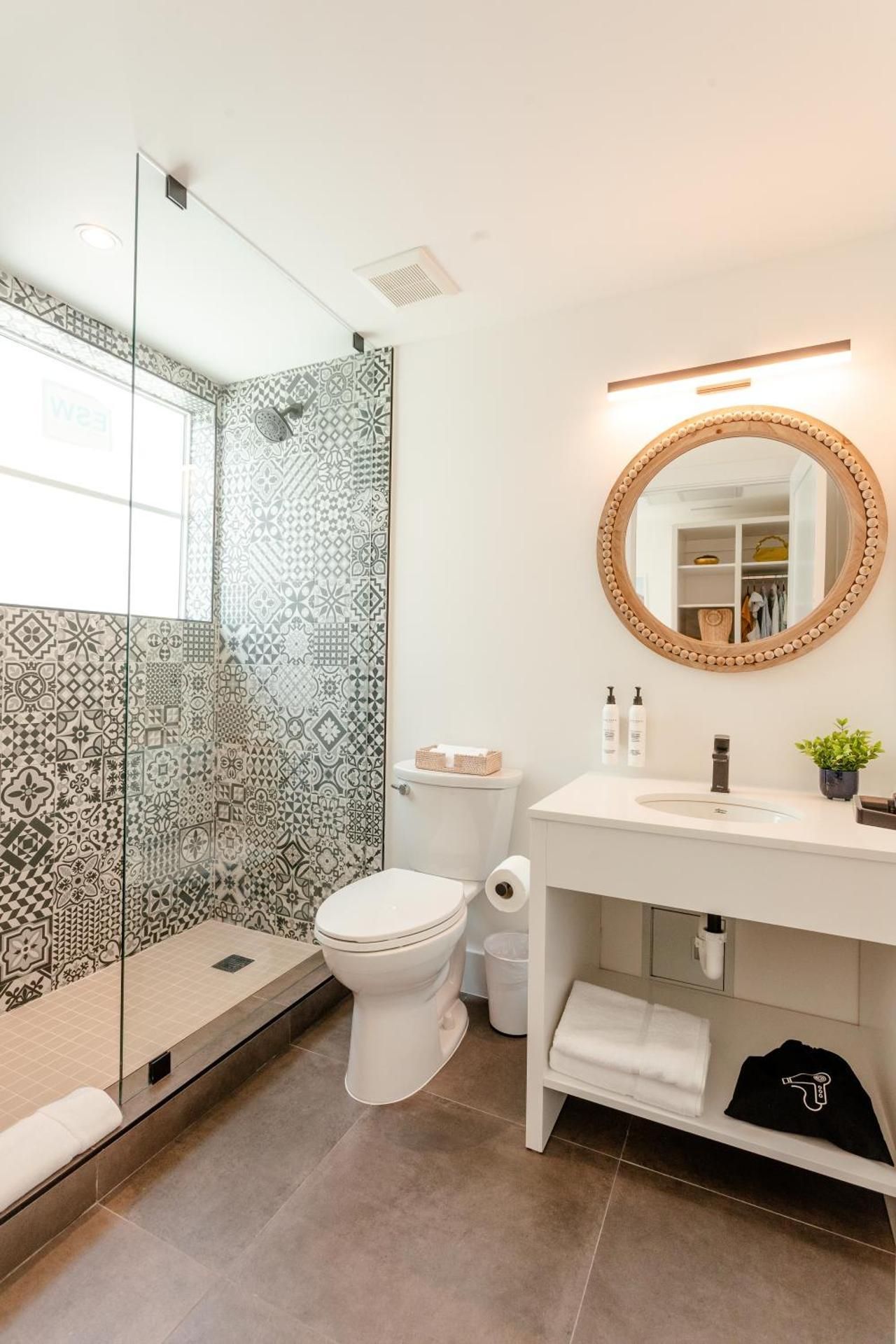 Casa SOBE Queen Room with Two Queen Beds 3