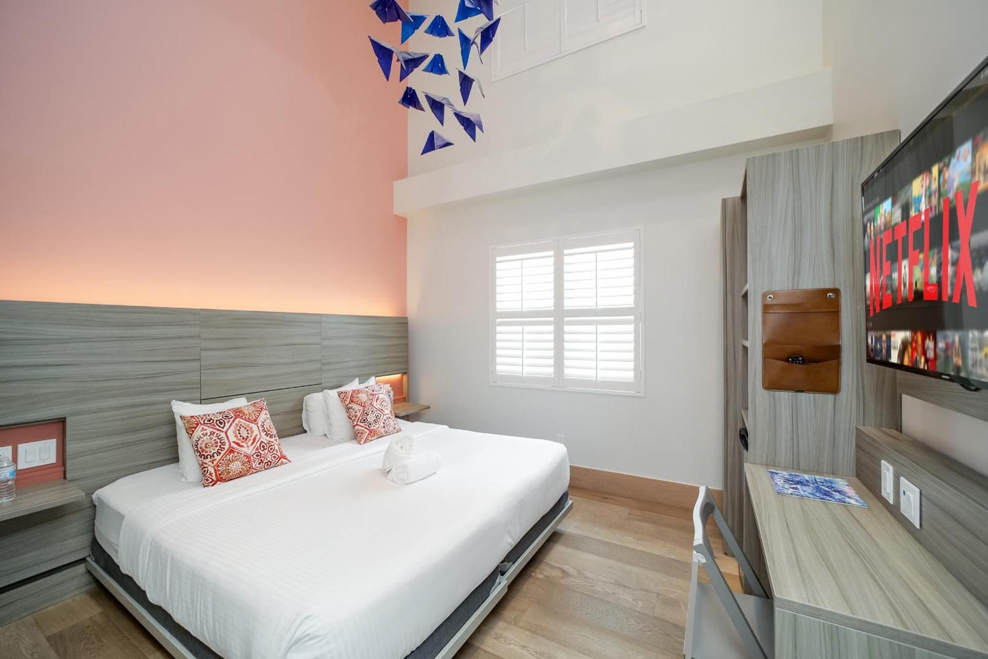 The Julia Hotel Superior King Room