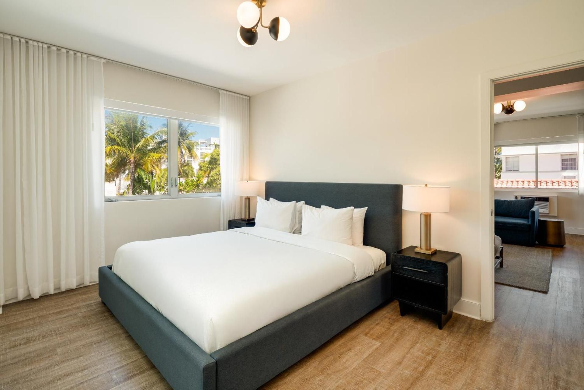 Premium One Bedroom Suite King