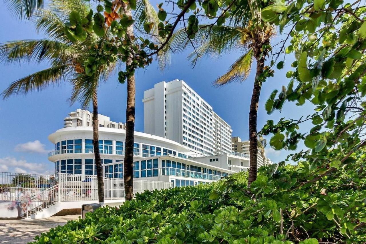 SeaStays Apartments