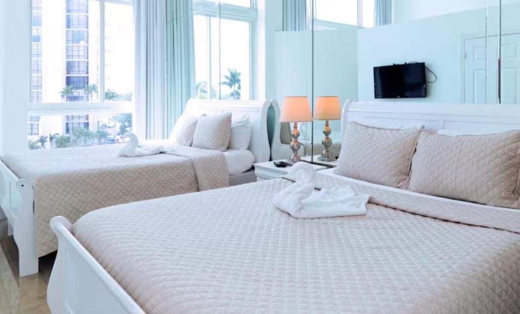 SeaStays Apartments