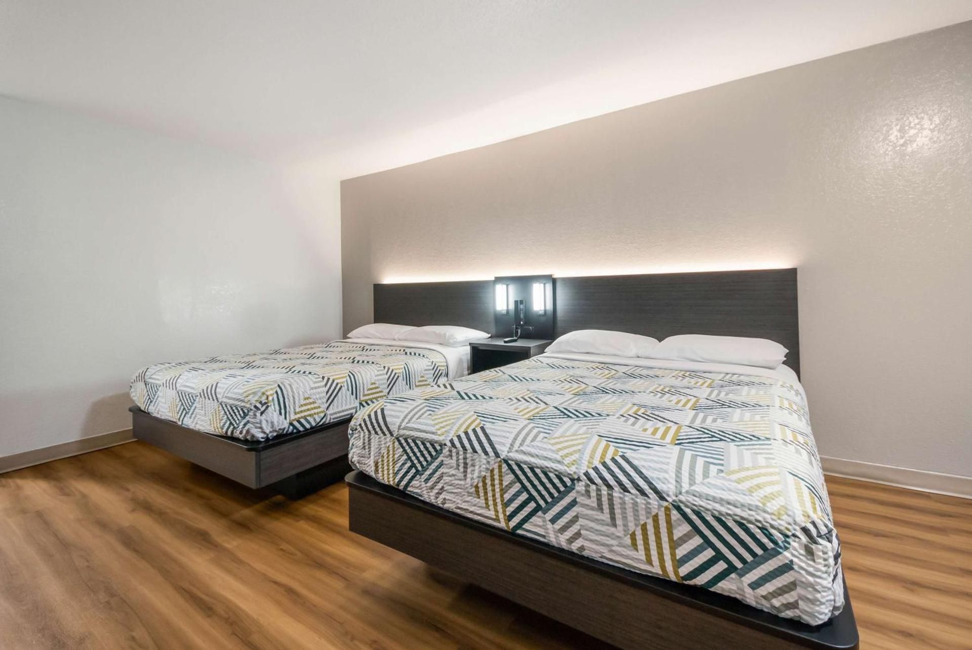 Queen Room with Two Queen Beds - Disability Access