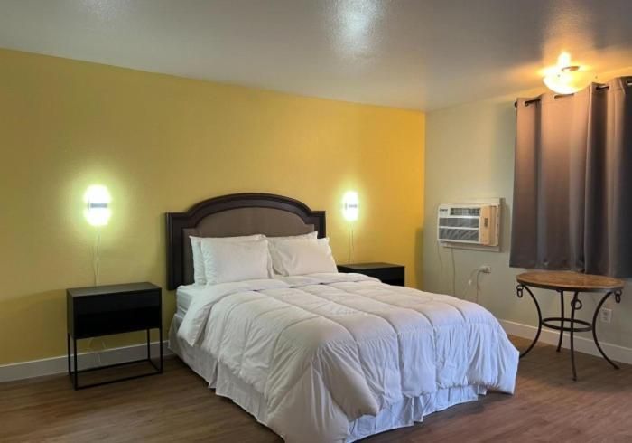 Queen Room - Disability Access