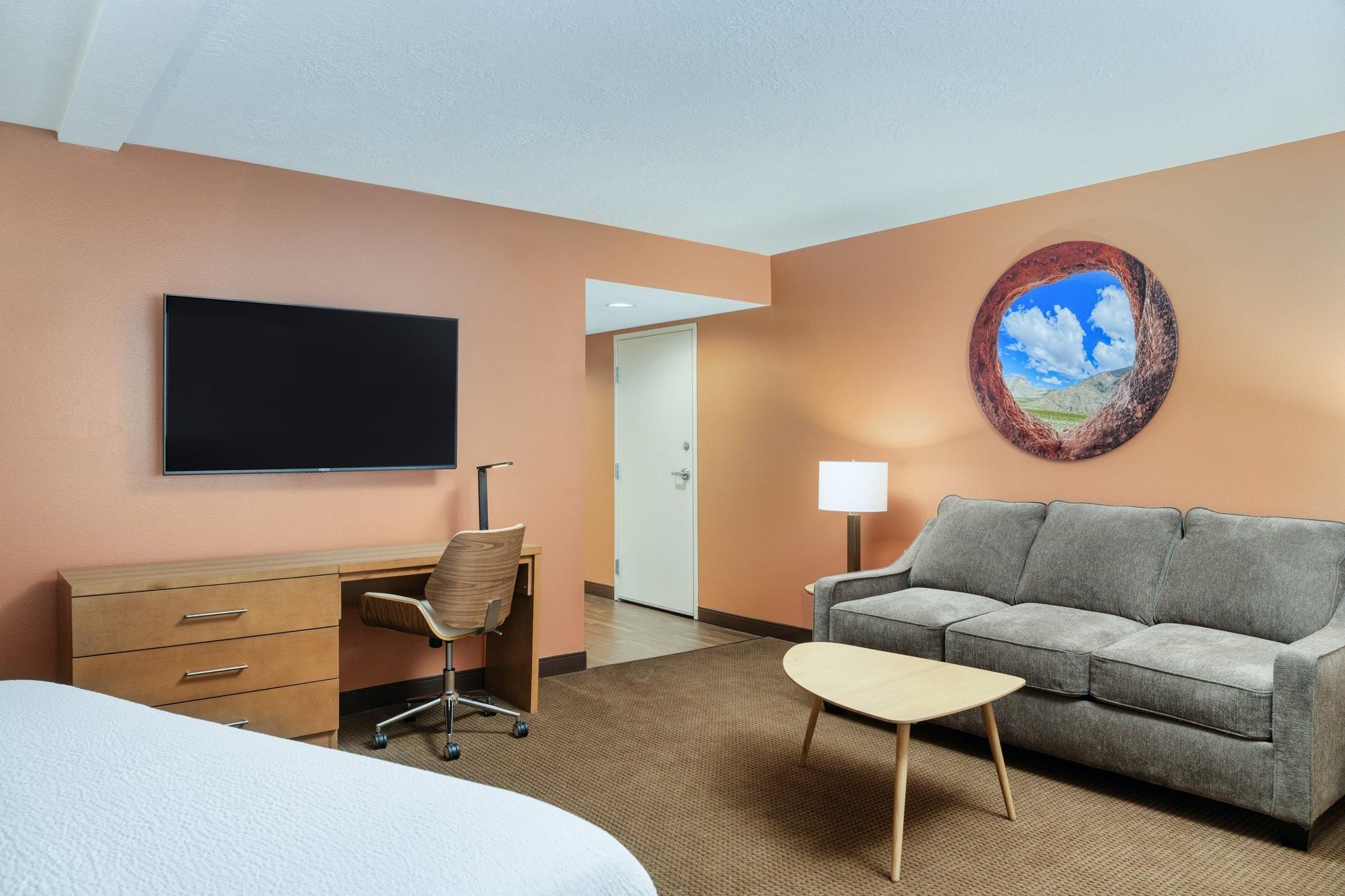 1 King Mobility Accessible Transfer Shower Courtyard