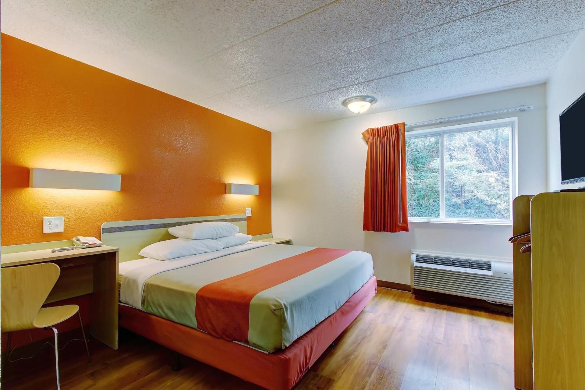 Deluxe King Room - Smoking