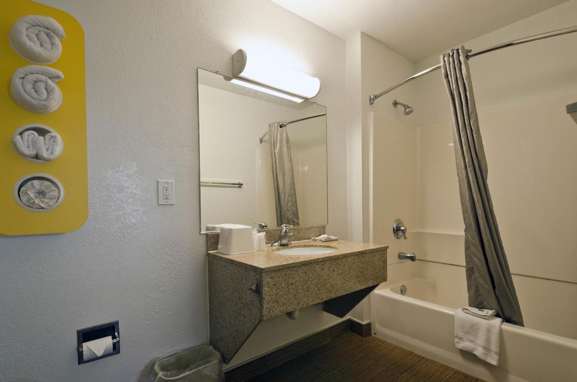 Double Room - Disability Access - Non-Smoking