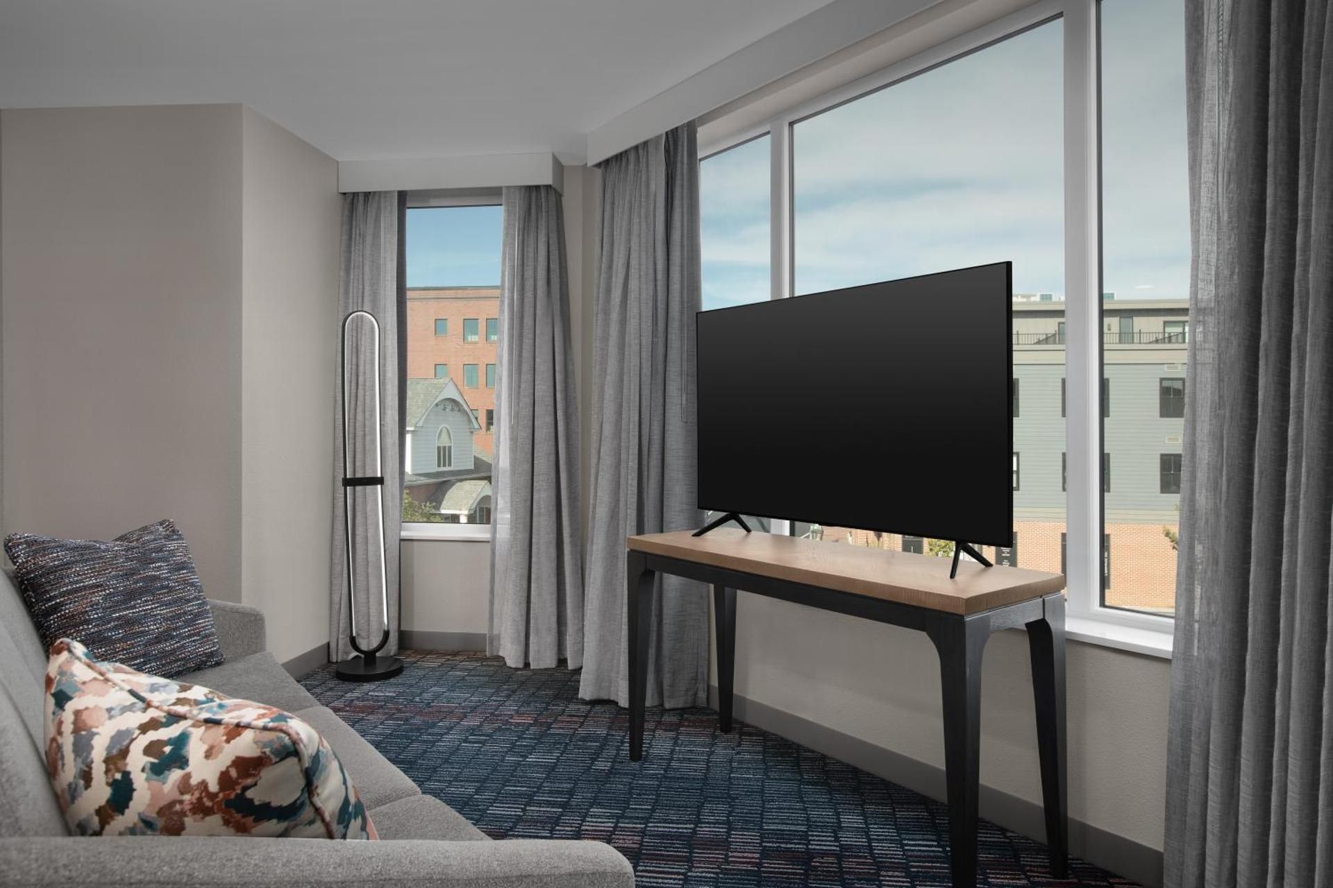 1 King Bed 1 Bedroom Suite
