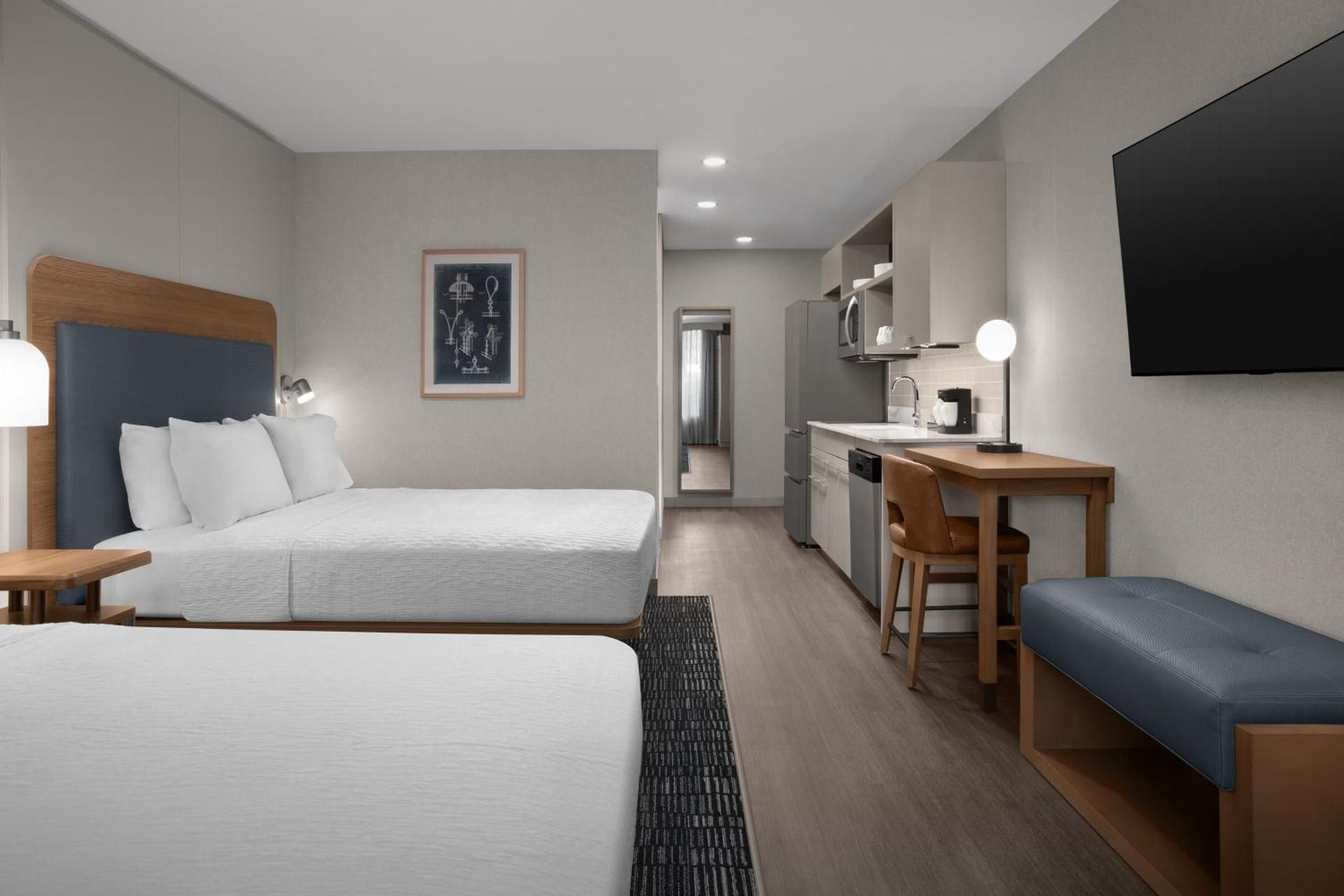Queen Studio with Two Queen Beds - Hearing Accessible
