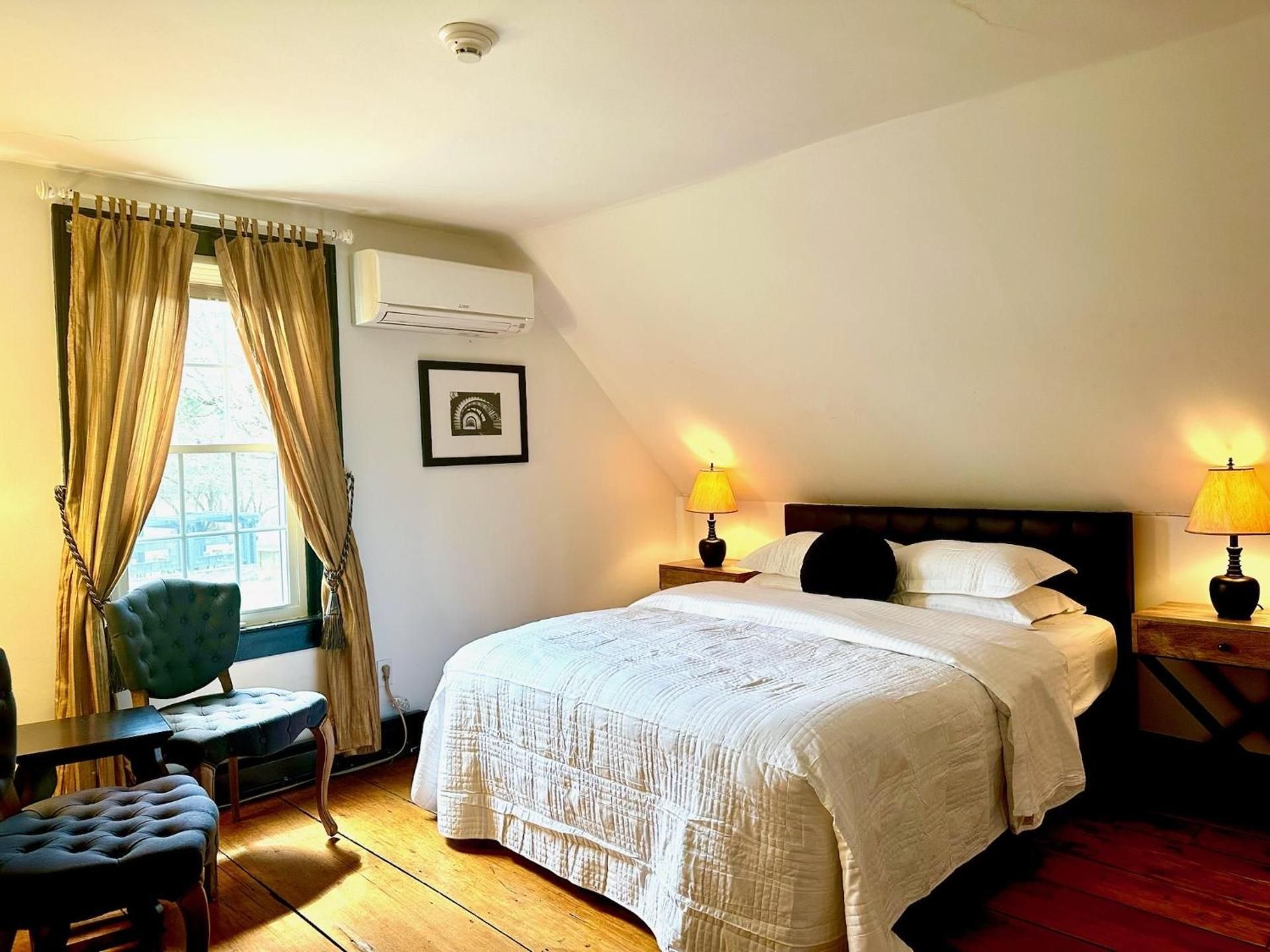 Double Room with Mountain View