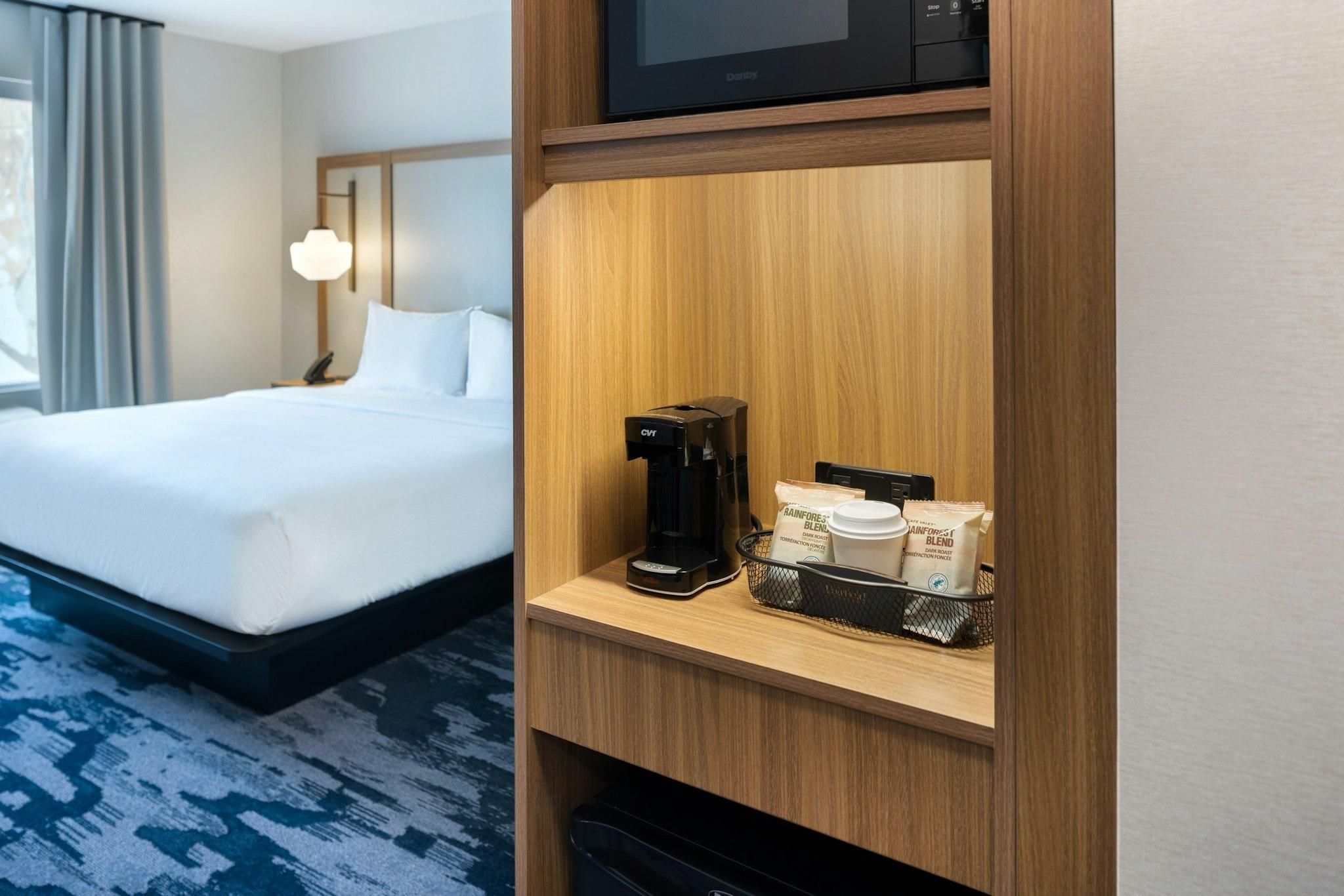 Fairfield by Marriott Inn & Suites Oxford Standard room, Guest room, 1 King 3