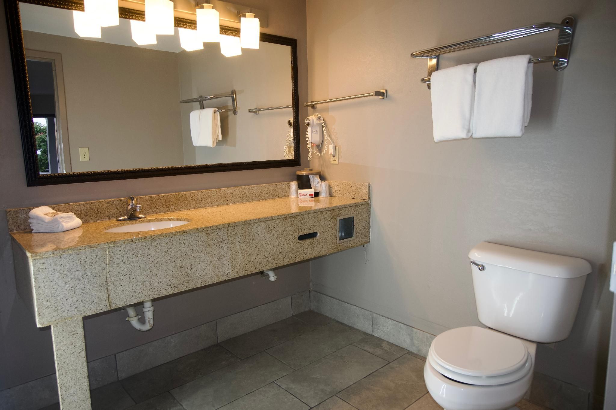 Superior King Non-Smoking