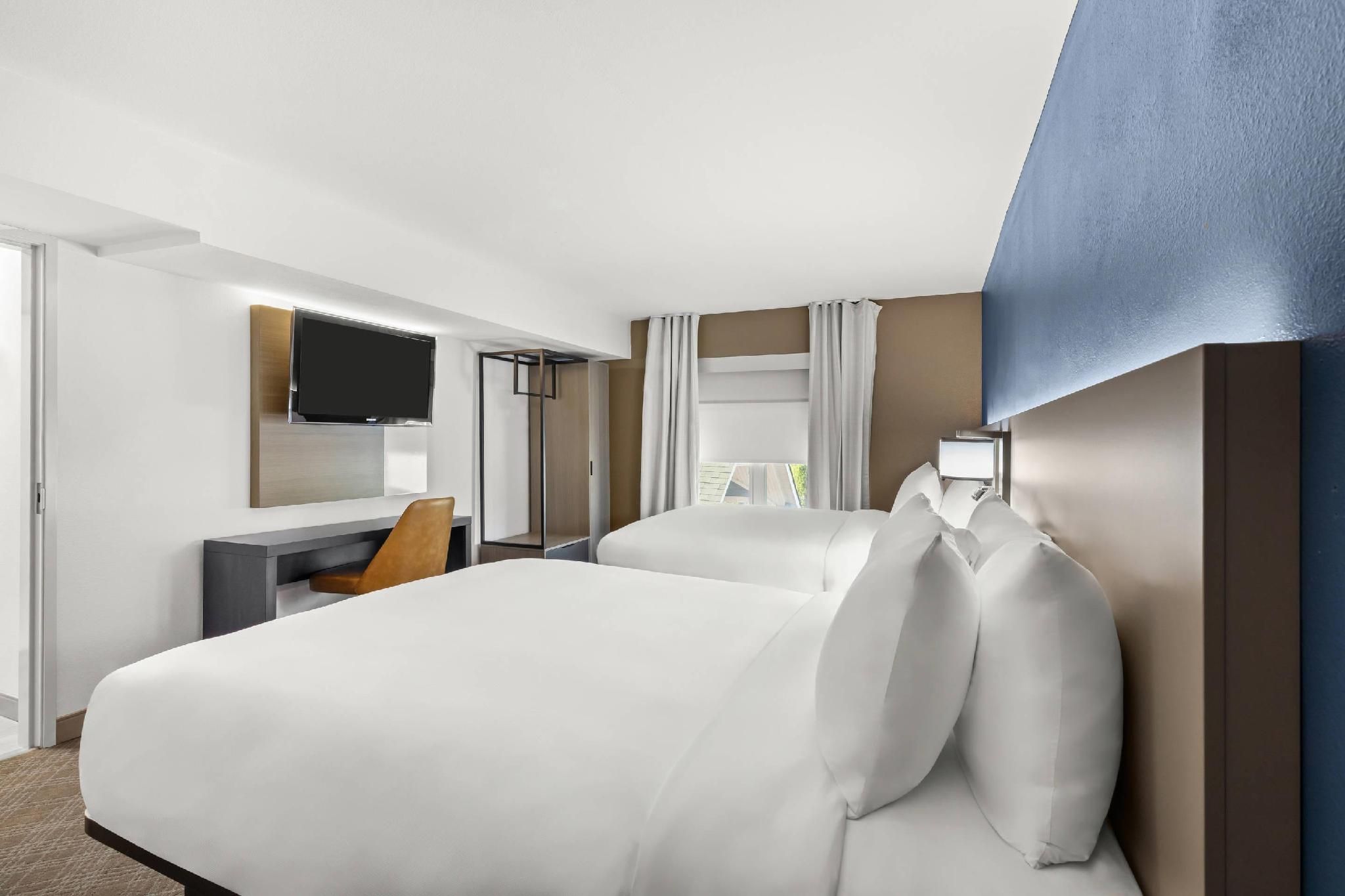 Comfort Inn & Suites Rome South 2 Queen Beds, Suite, Nonsmoking