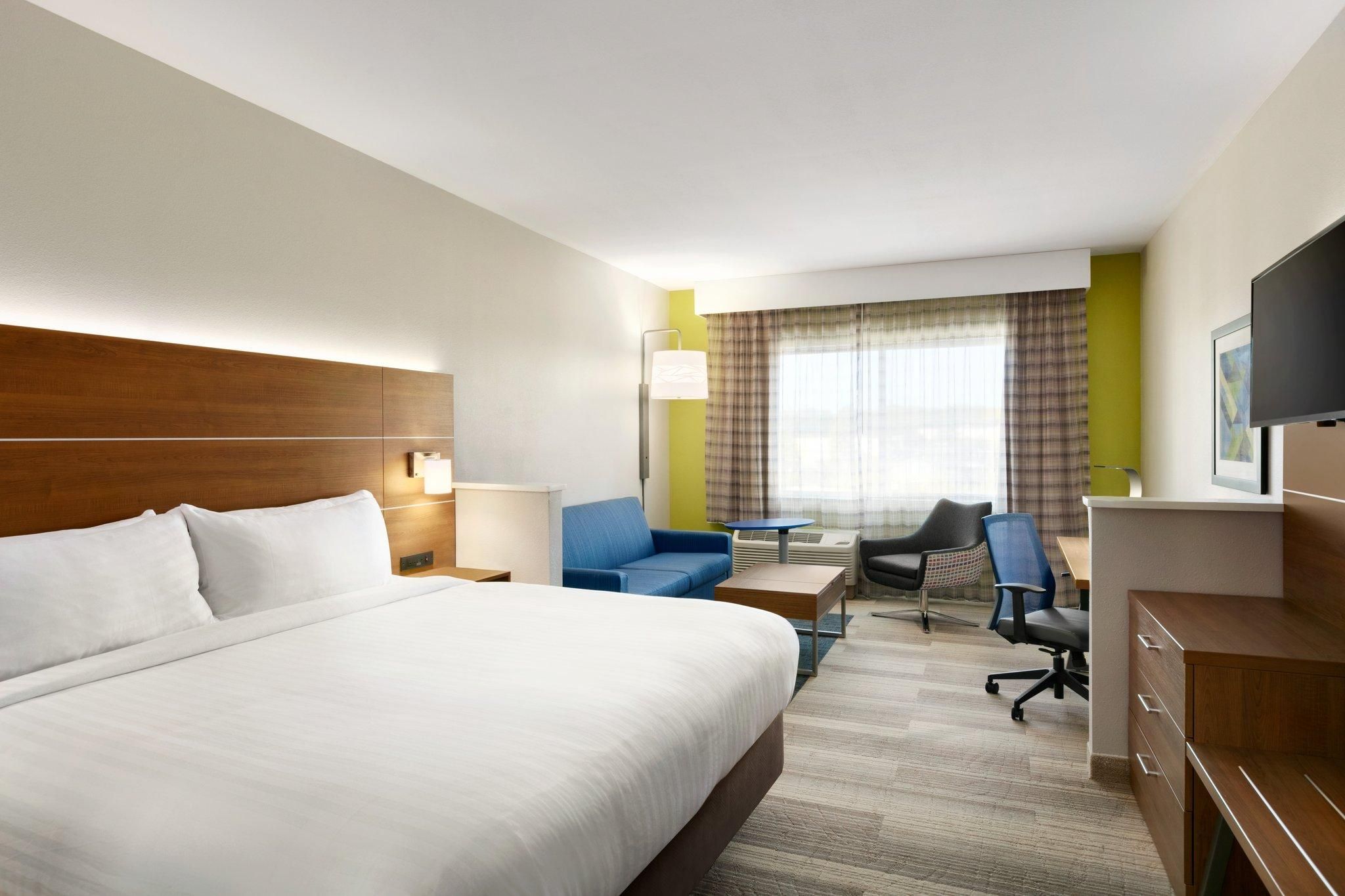 1 King Bed Suite Additional Living Area