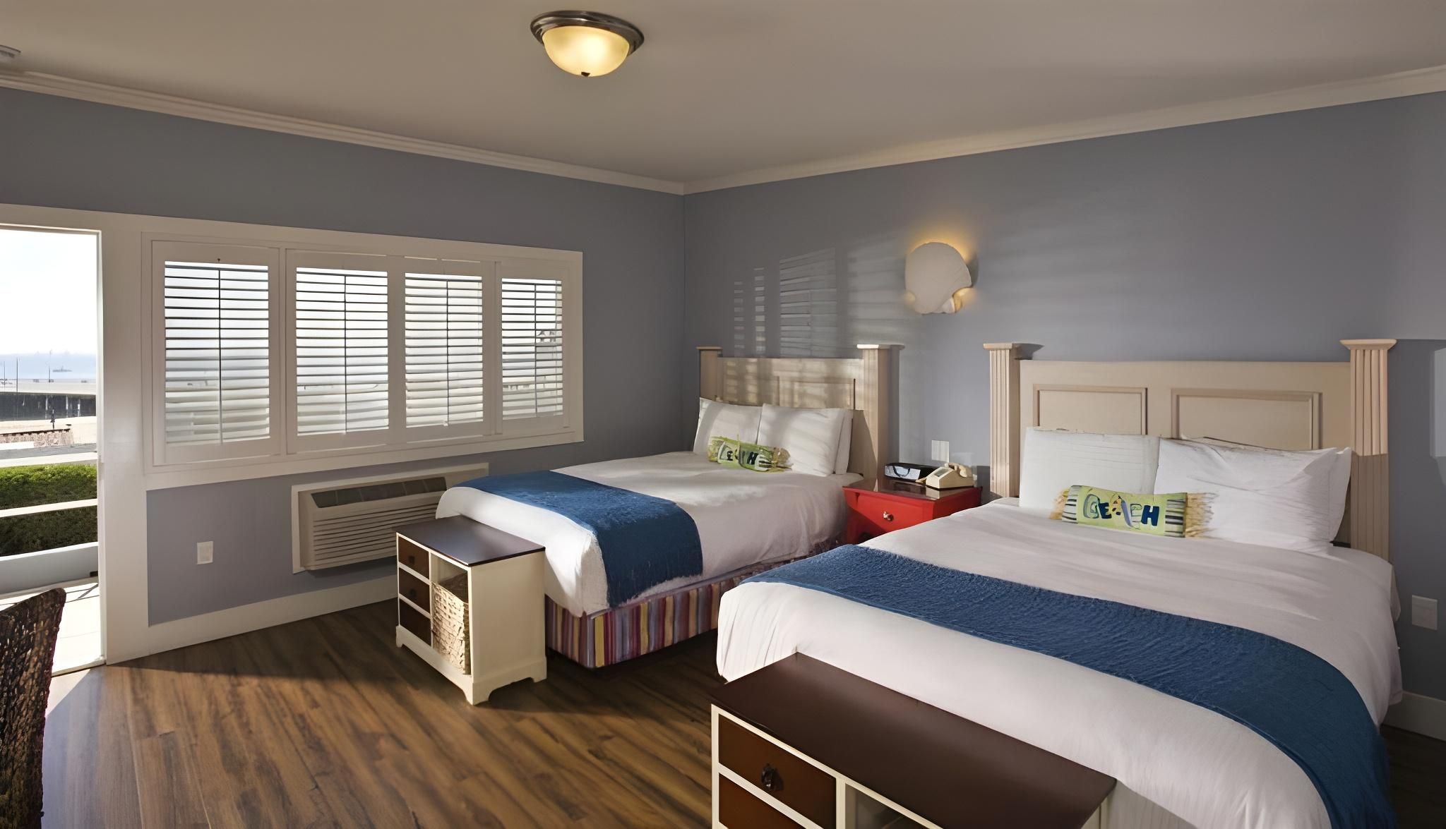 Standard Queen Room with Two Queen Beds