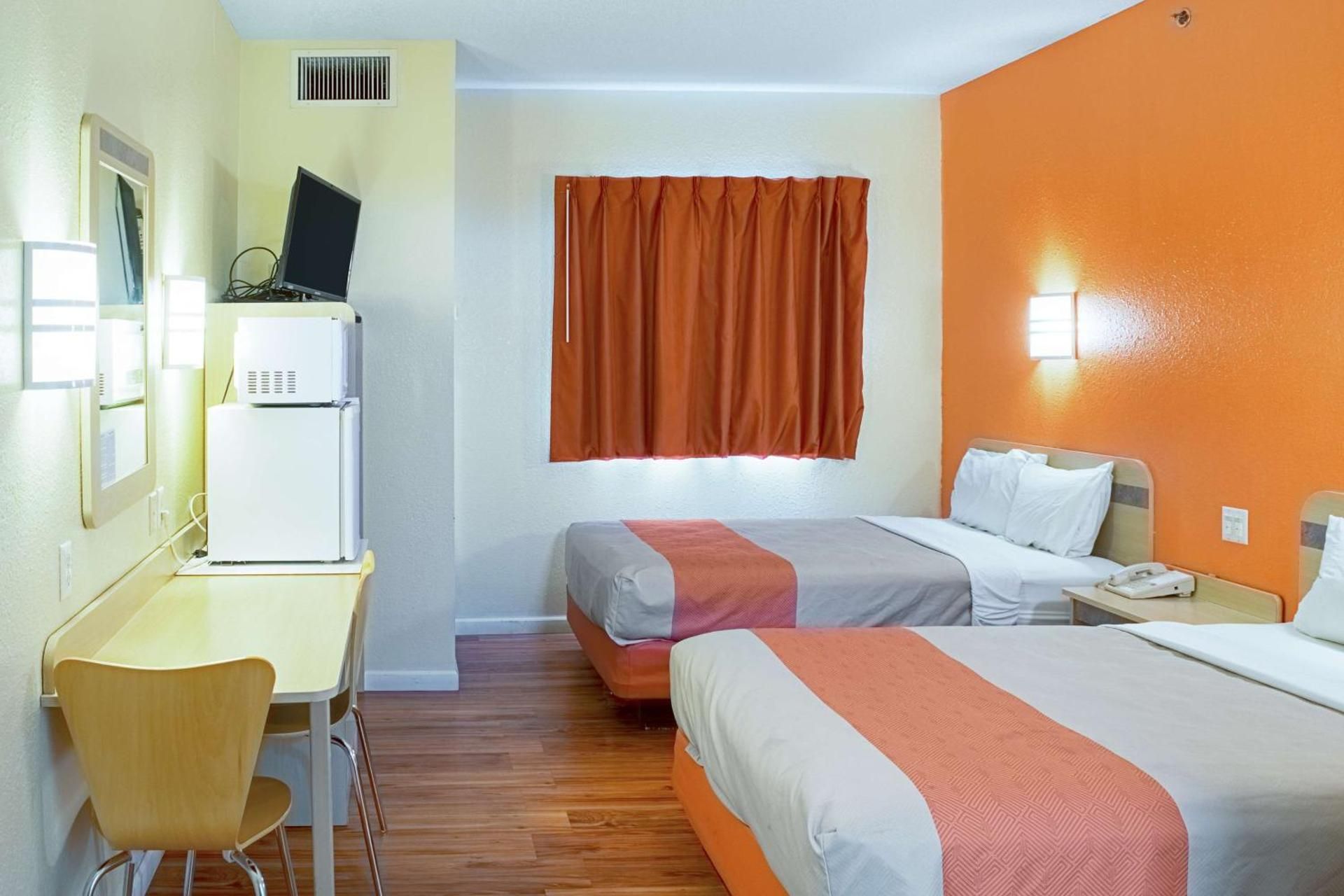 Quadruple Room - Non-Smoking