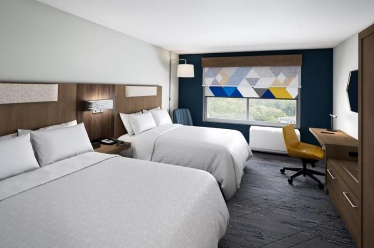 Queen Room with Two Queen Beds - Mobility Access Tub/Non-Smoking
