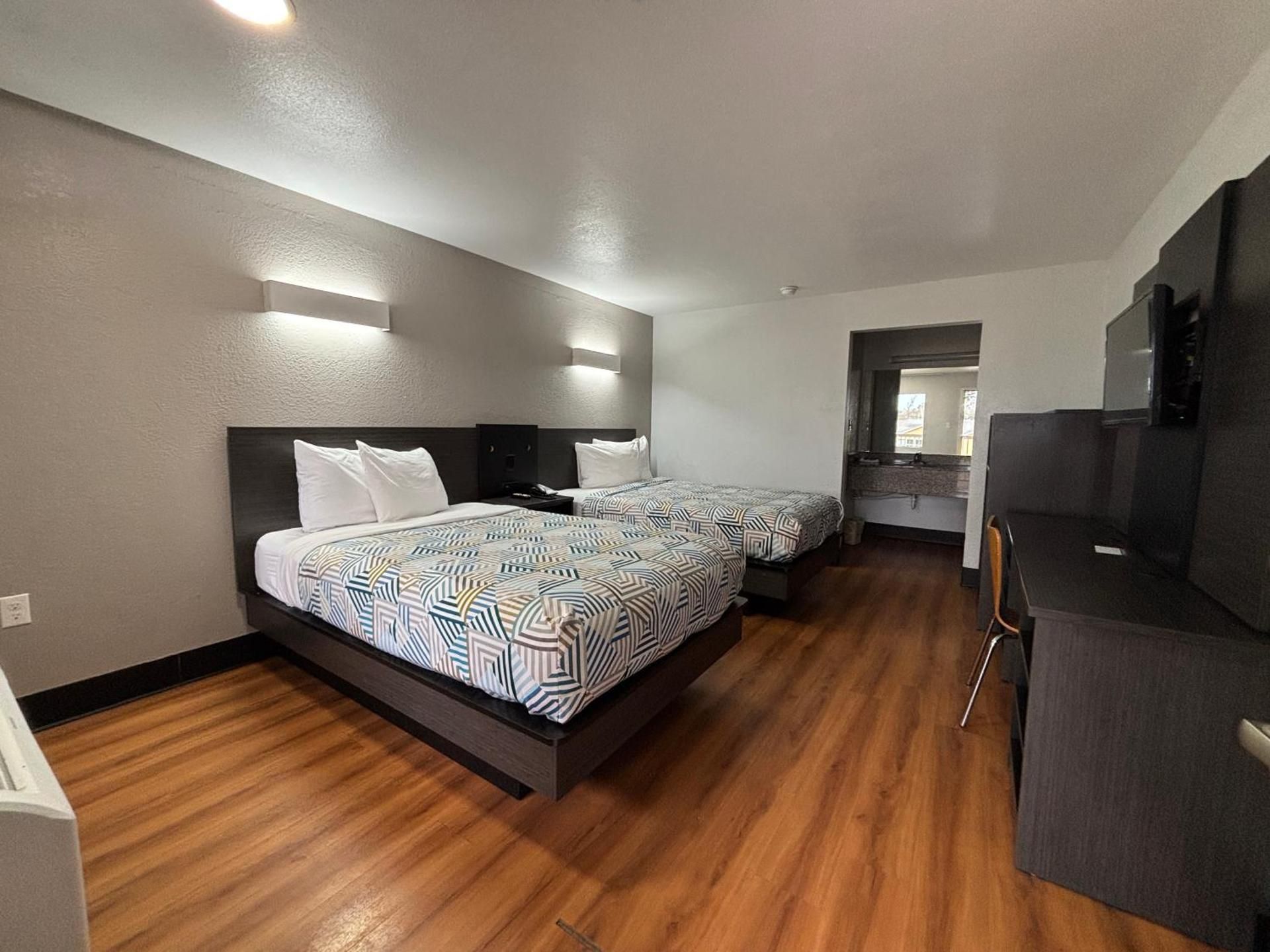 Quadruple Room - Disability Access - Non-Smoking