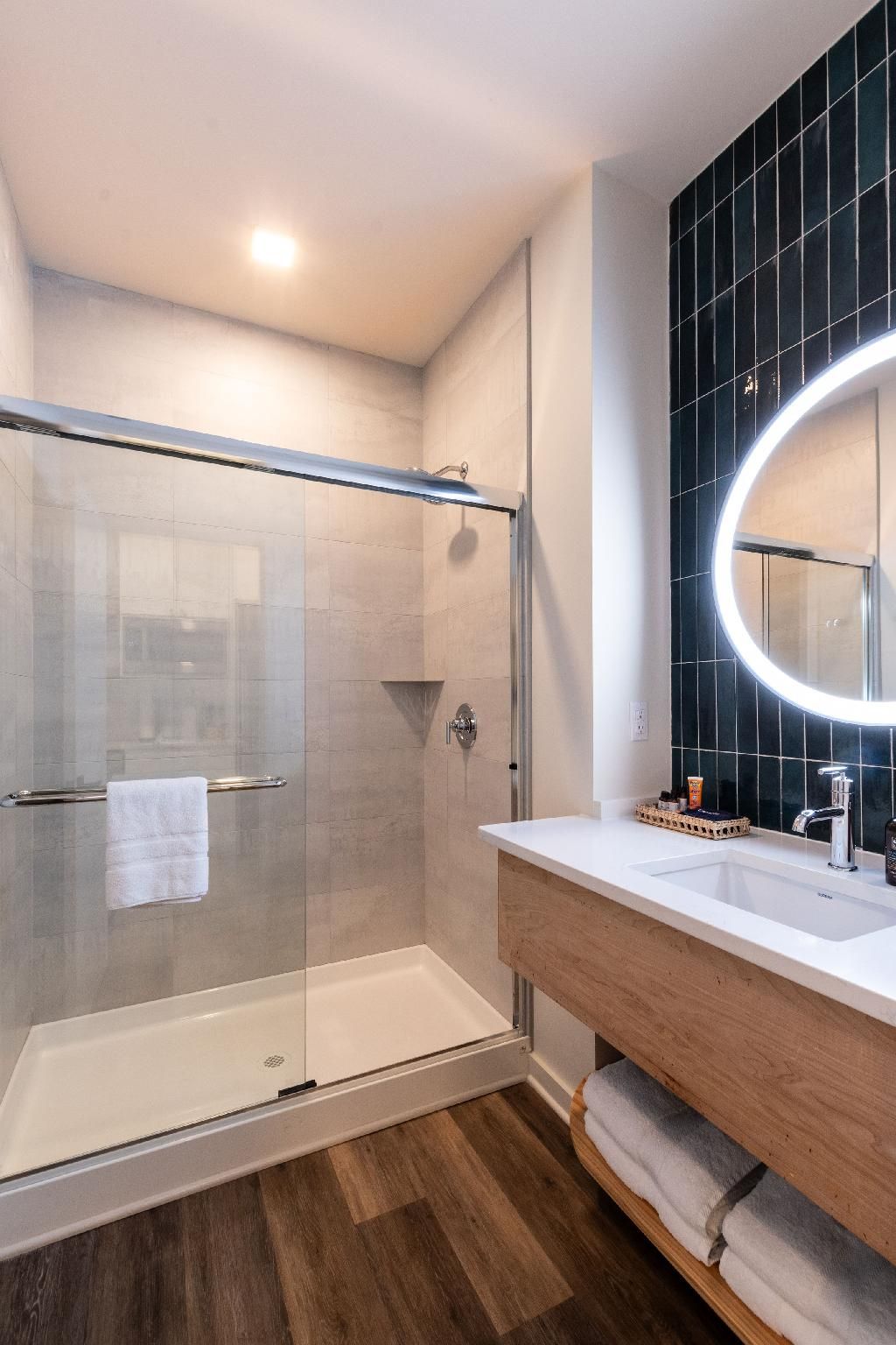 The Station by Compo Hotels Premium King Suite 3