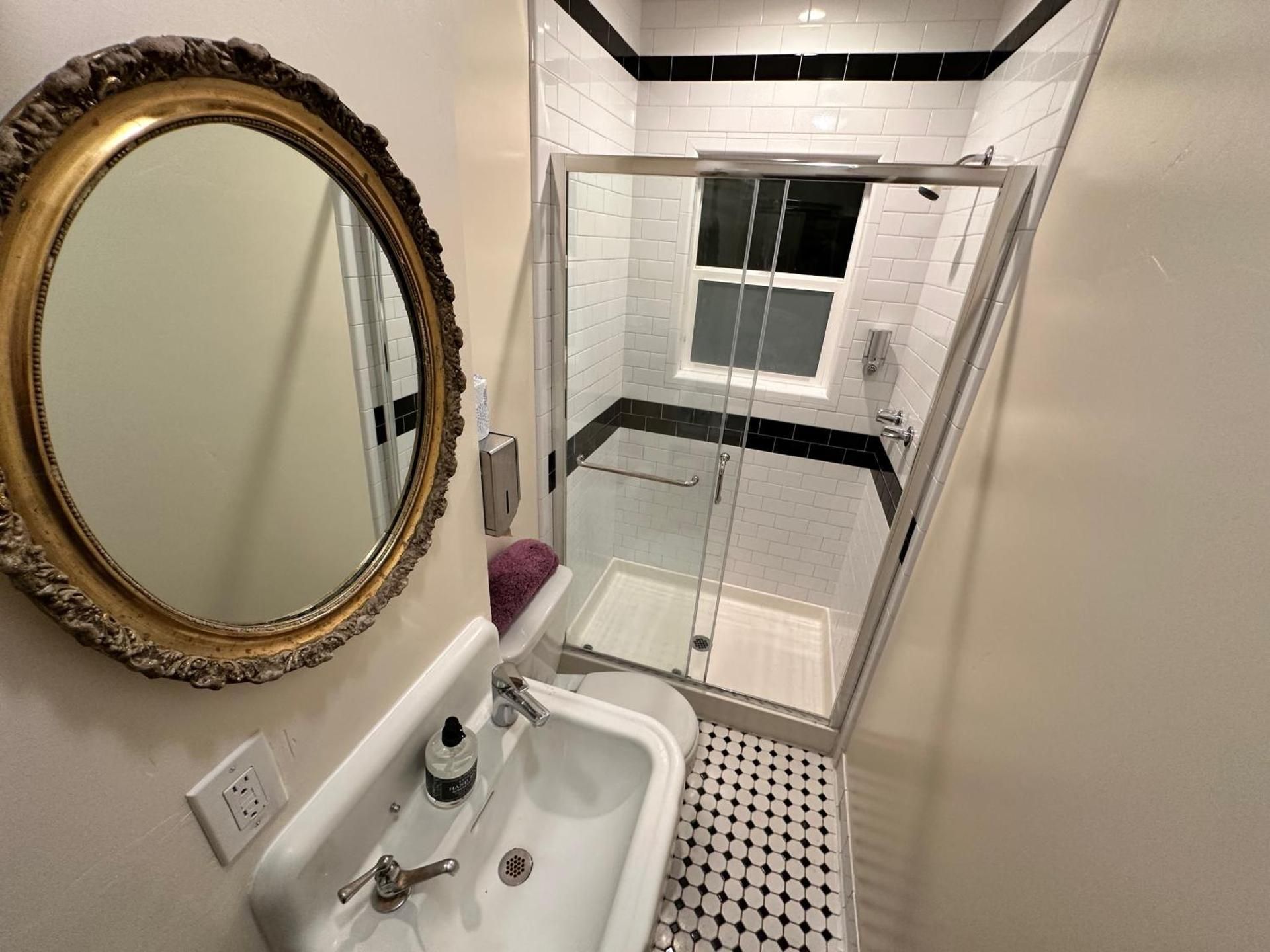 Bed in 4-Bed Mixed Dormitory Room