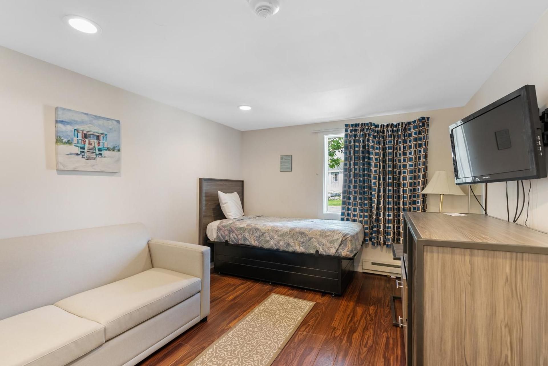 Queen Room