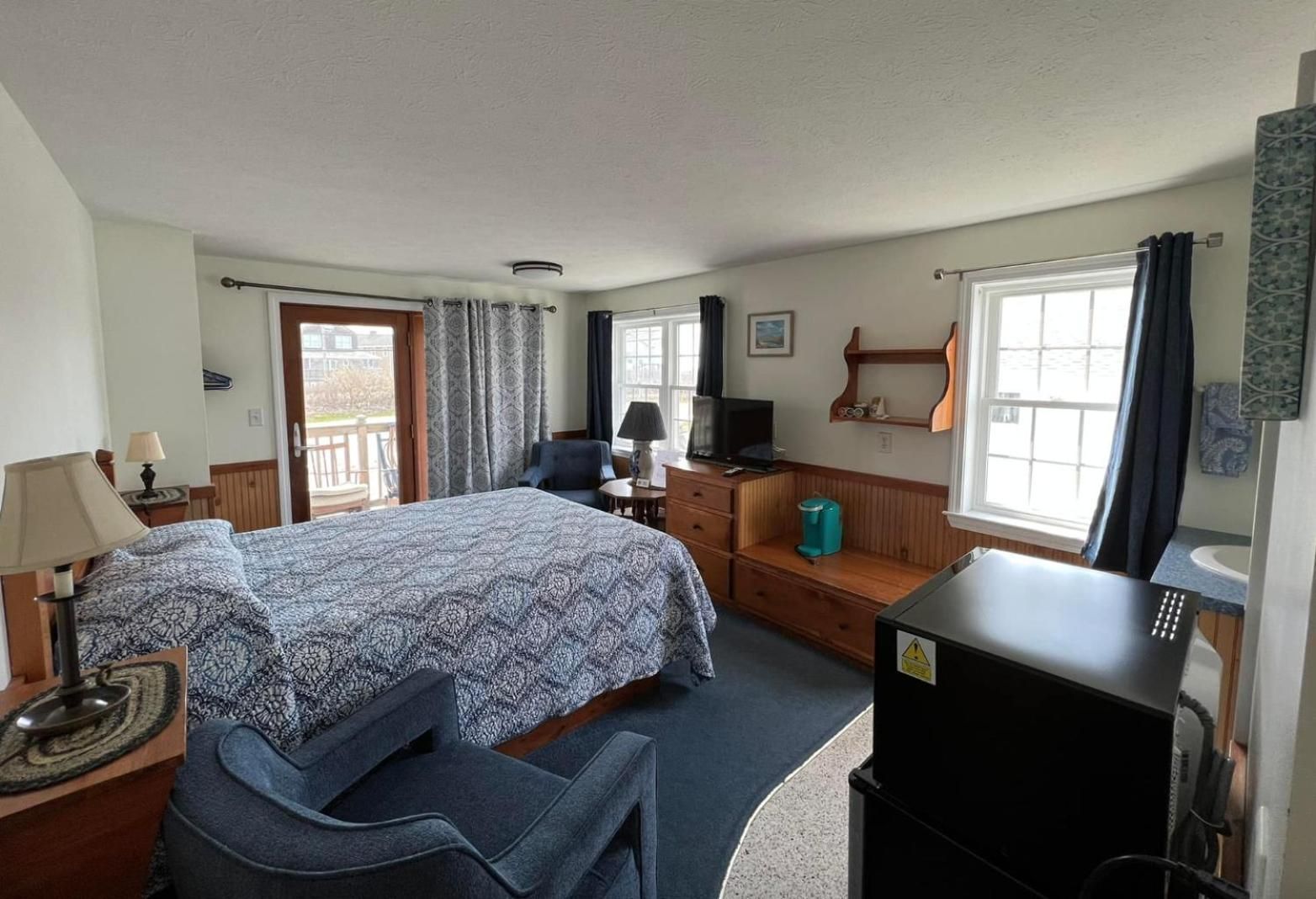 Queen Room with Balcony
