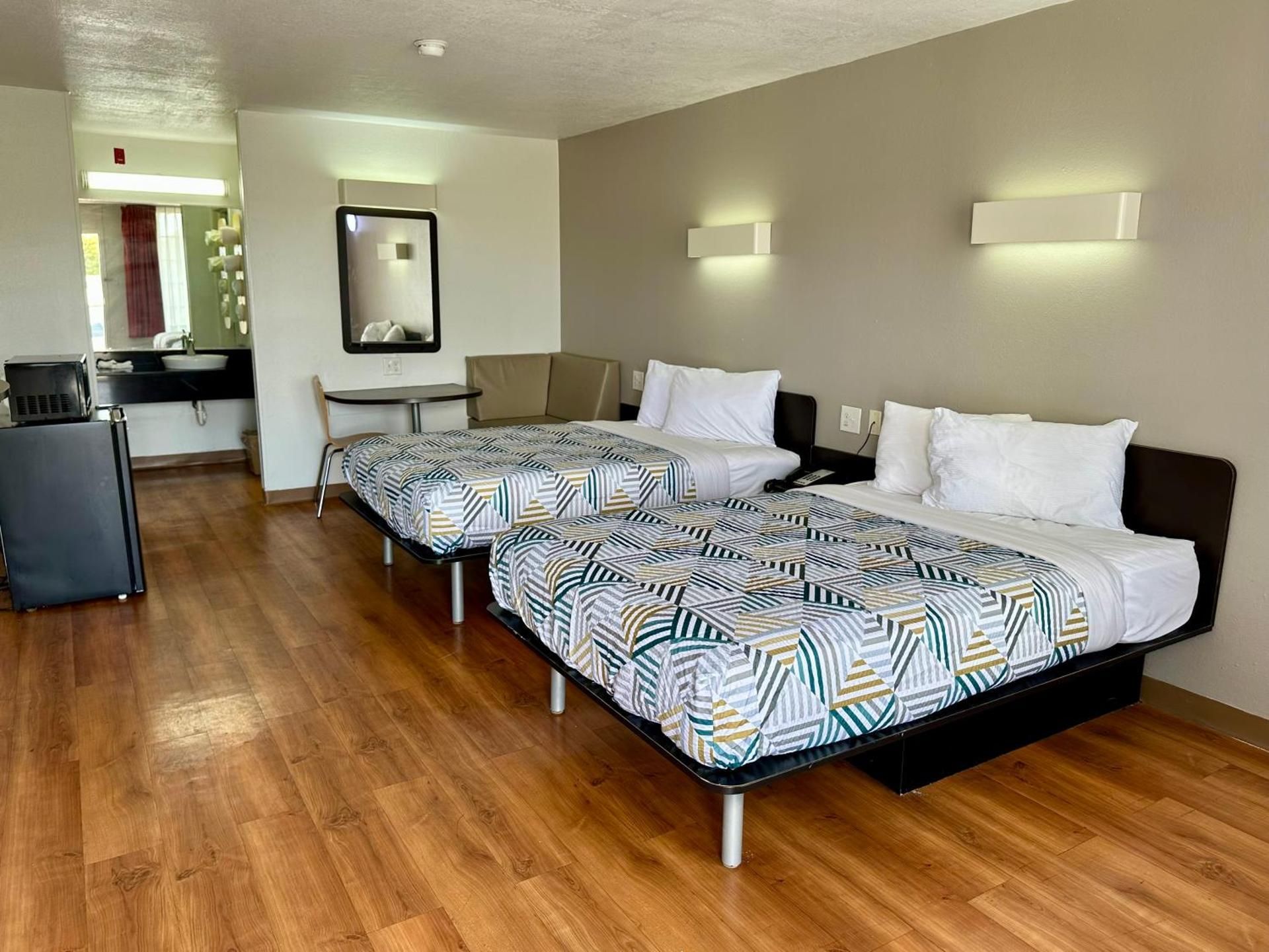 Quadruple Room - Non-Smoking