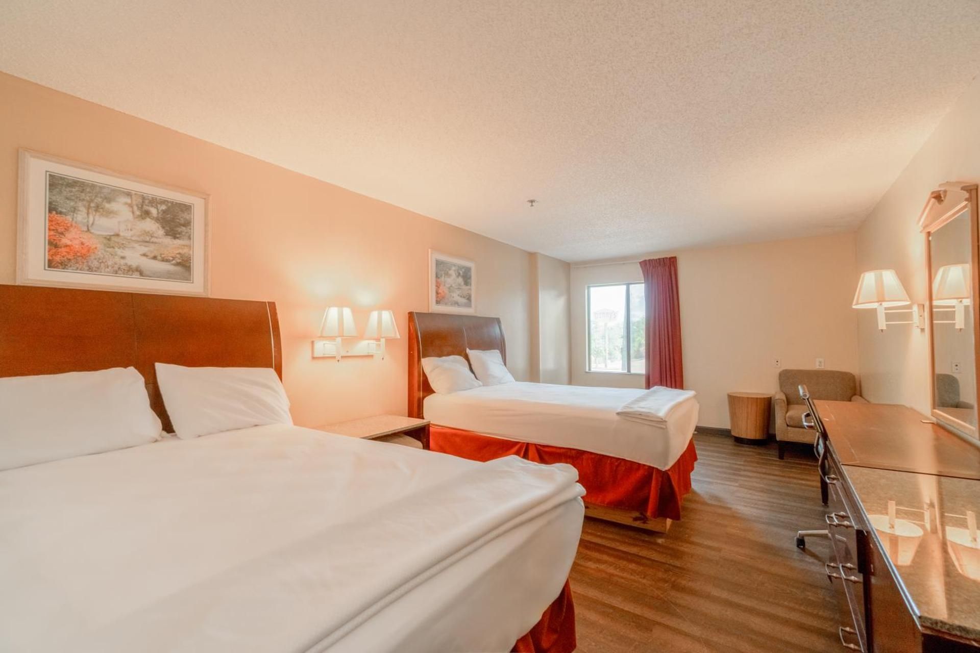 2 Full Beds Non-Smoking